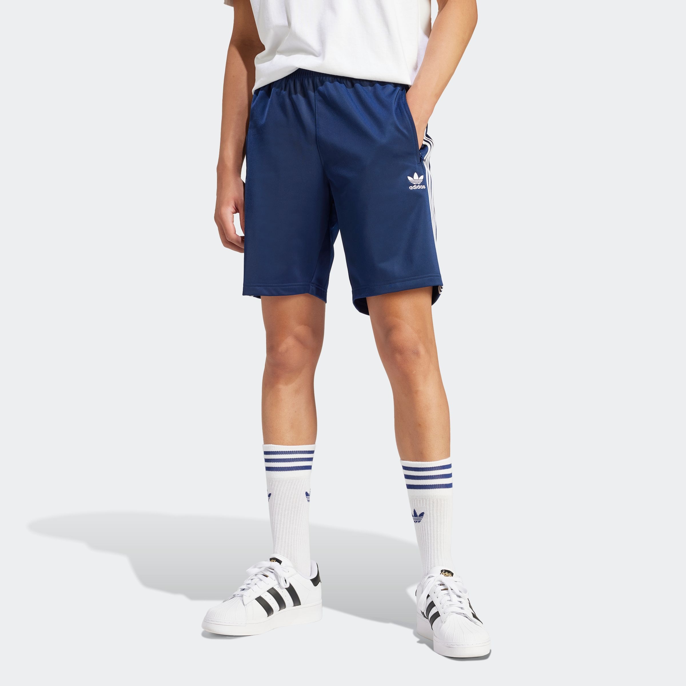 adidas Originals Shorts "FIREBIRD SHORT" Trainingsshorts günstig online kaufen