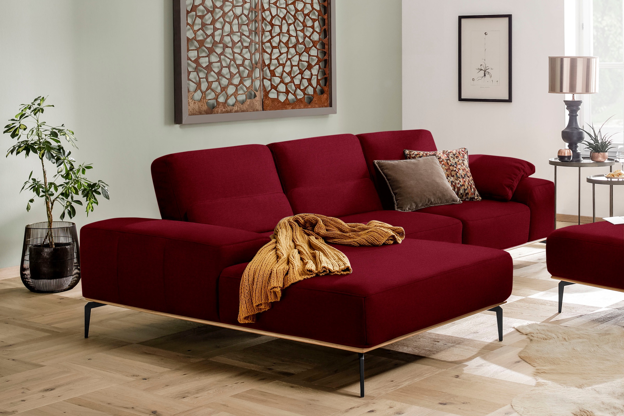 W.SCHILLIG Ecksofa "run, Designsofa mit tollem Sitzkomfort, bequem, L-Form" mit Holzsockel, Füße in Schwarz pulverbeschichtet, Breite 299 cm