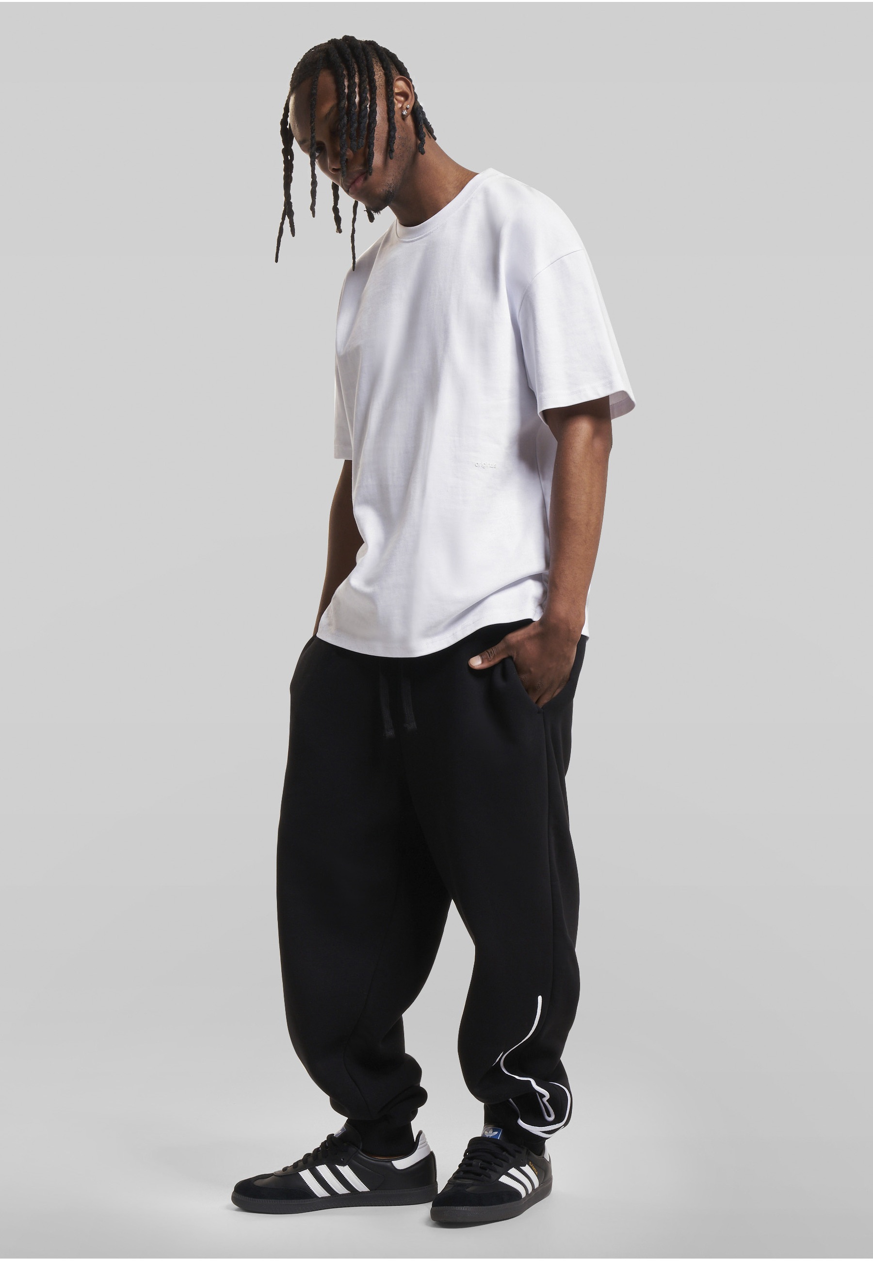 Karl Kani Stoffhose »Karl Kani Herren KKMQ12007 SIGNATURE RETRO SWEATPANTS BLK«