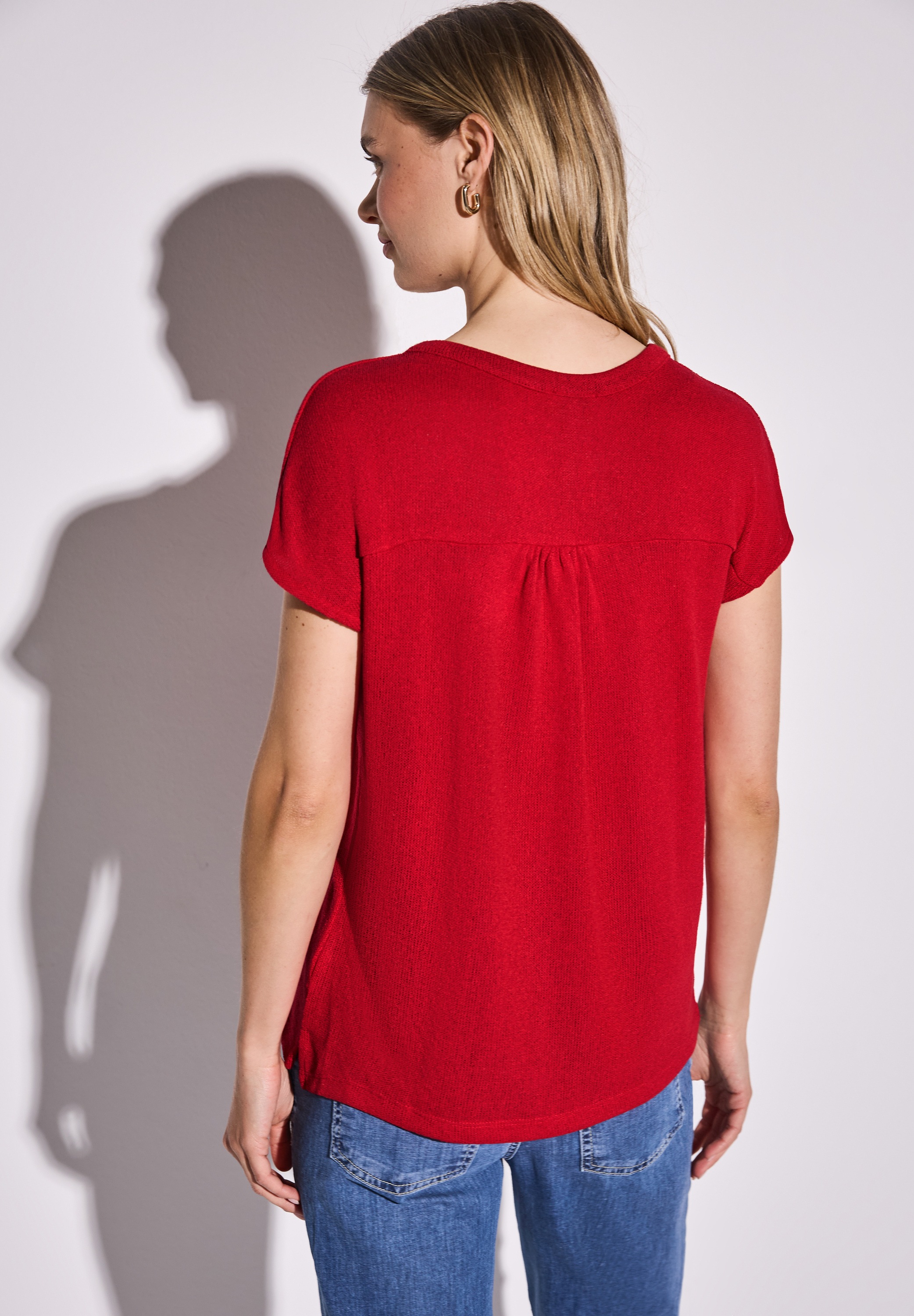 STREET ONE T-Shirt, mit geschlitztem Rundhalsausschnitt