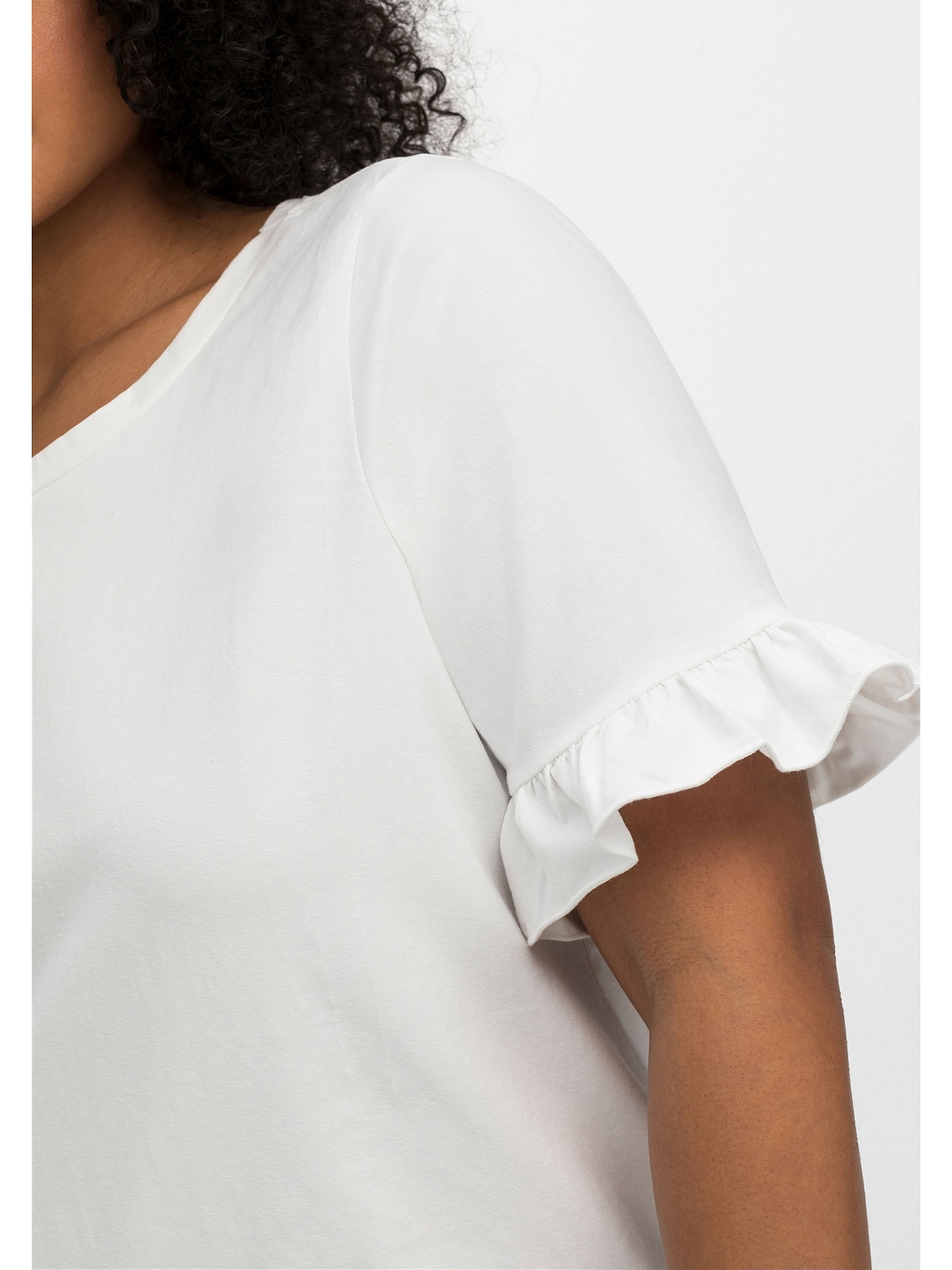 sheego by Joe Browns Rundhalsshirt »Große Größen«, mit Rüsche am Arm, leicht transparent