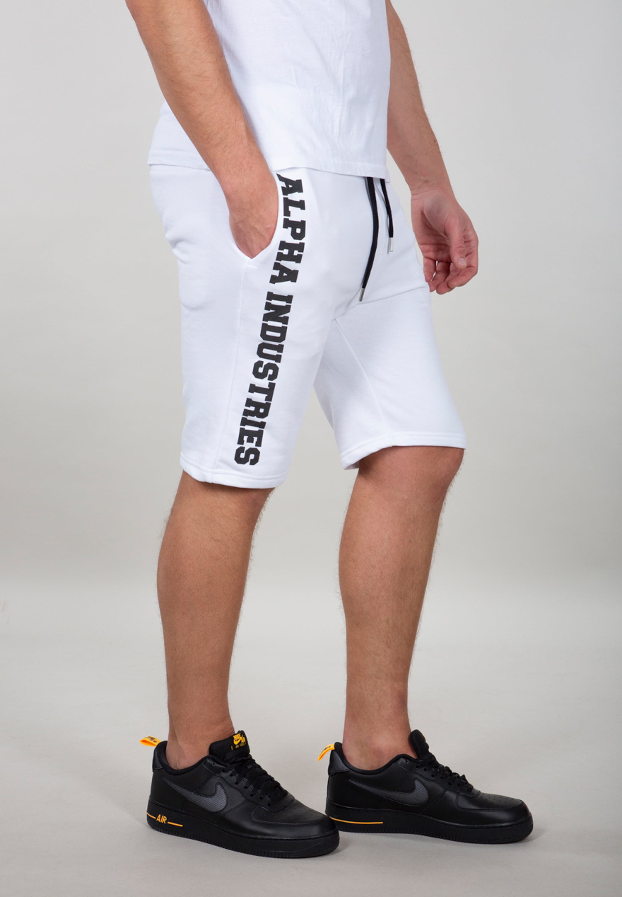 Alpha Industries Sweatshorts »Alpha Industries Men - Shorts Big Letters Short«