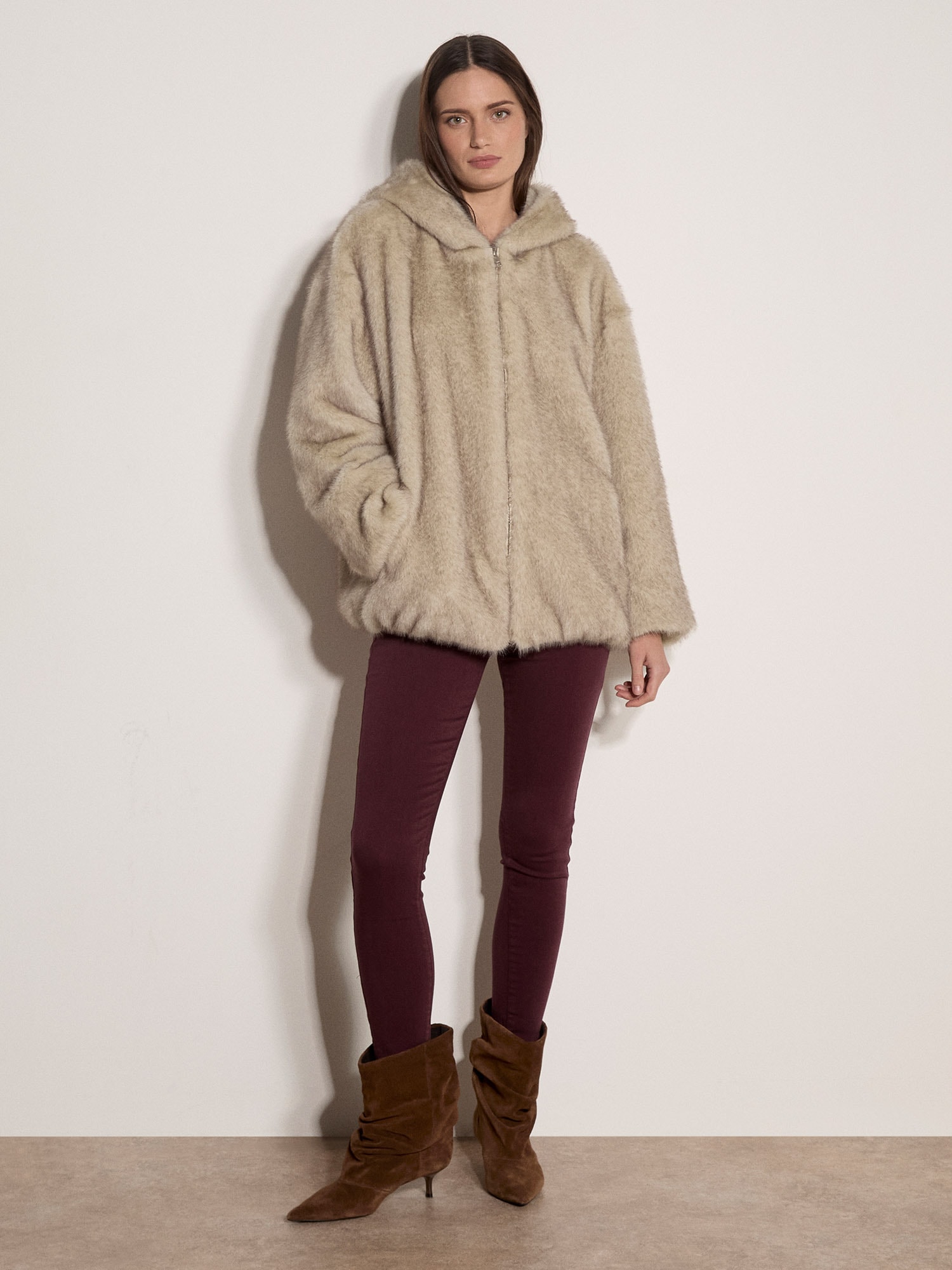 Apricot Kurzjacke »Weiche Kunstfelljacke« mit Kapuze