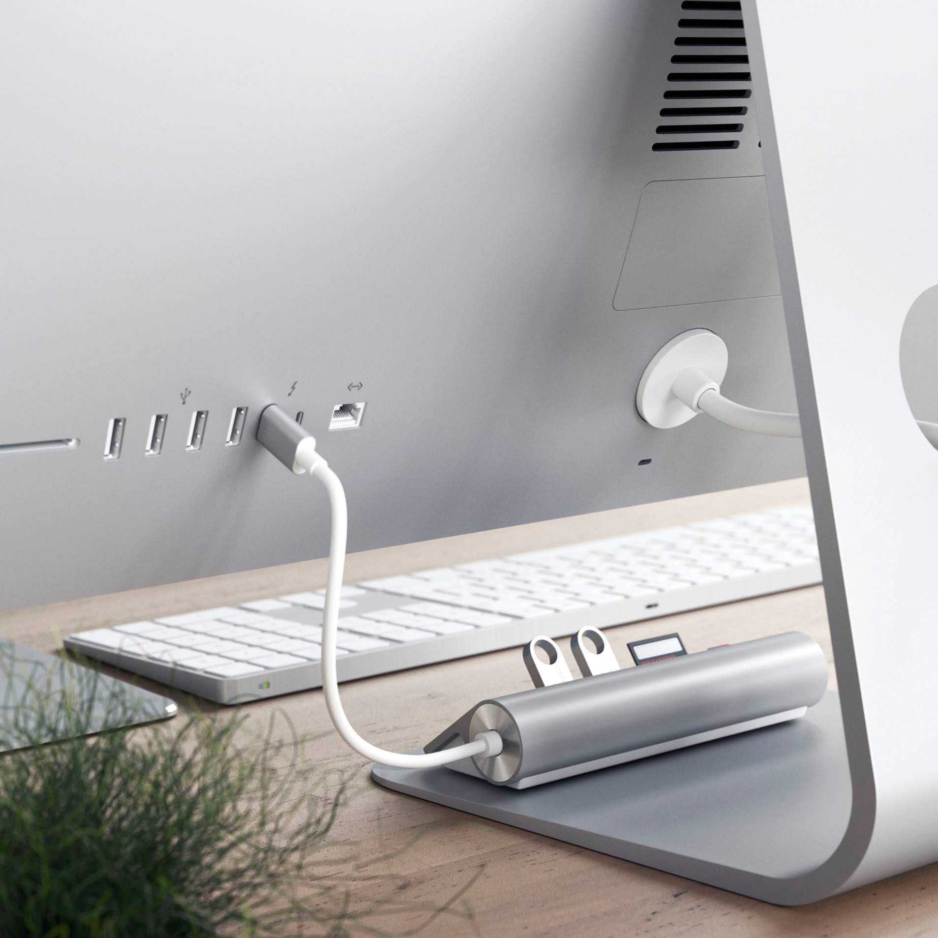 Satechi USB-Adapter »Type-C Aluminum USB Hub & Card Reader«, USB 3.0 Typ A zu USB Typ C