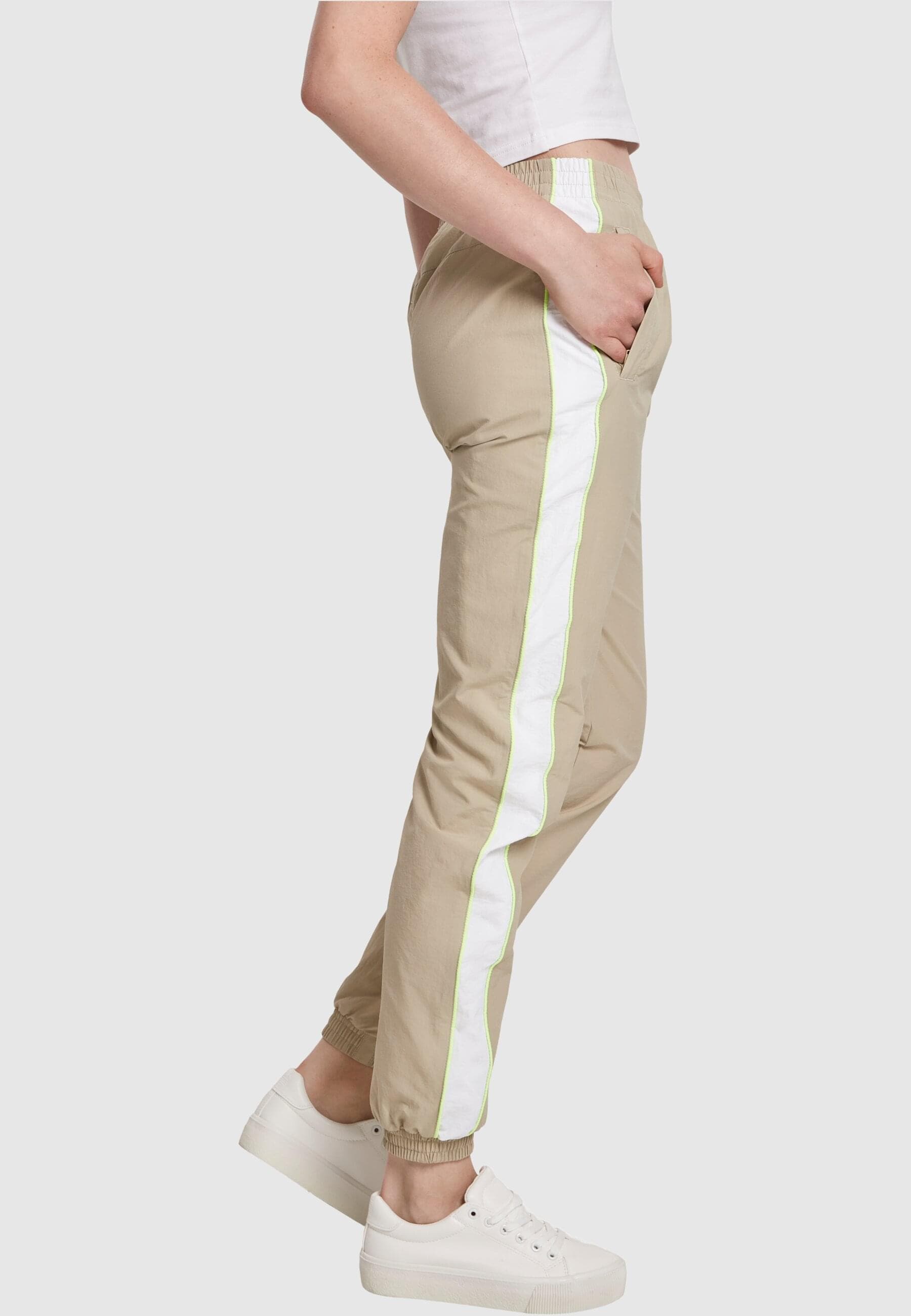 URBAN CLASSICS Jogginghose »Urban Classics Damen Ladies Piped Track Pants«, (1 tlg.)