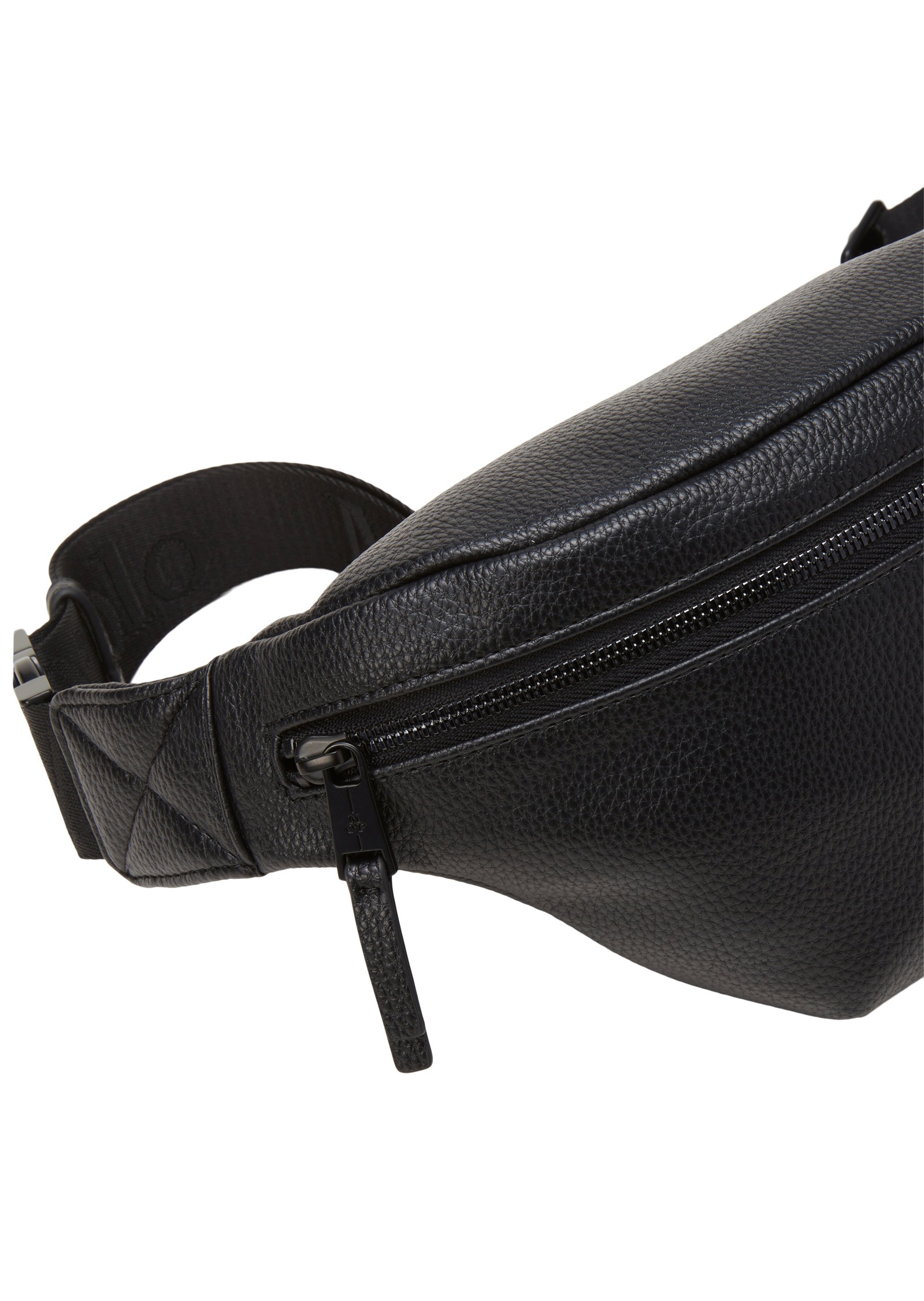 Marc O'Polo Gürteltasche »aus einer Lederalternative aus recyceltem Polyester«