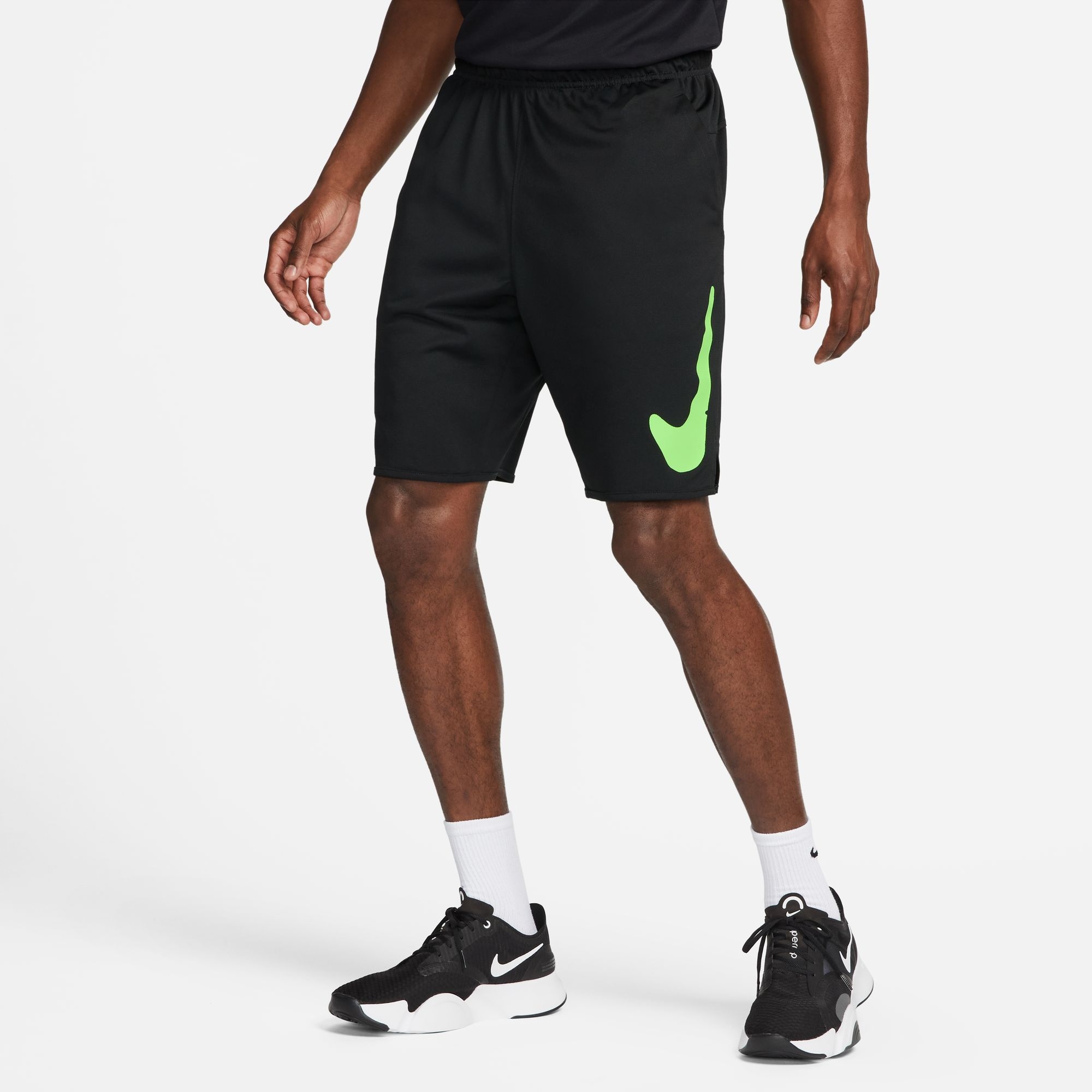 Nike Trainingsshorts »DRI-FIT TOTALITY STUDIO ' MEN'S " UNLINED KNIT FITNESS SHORTS«