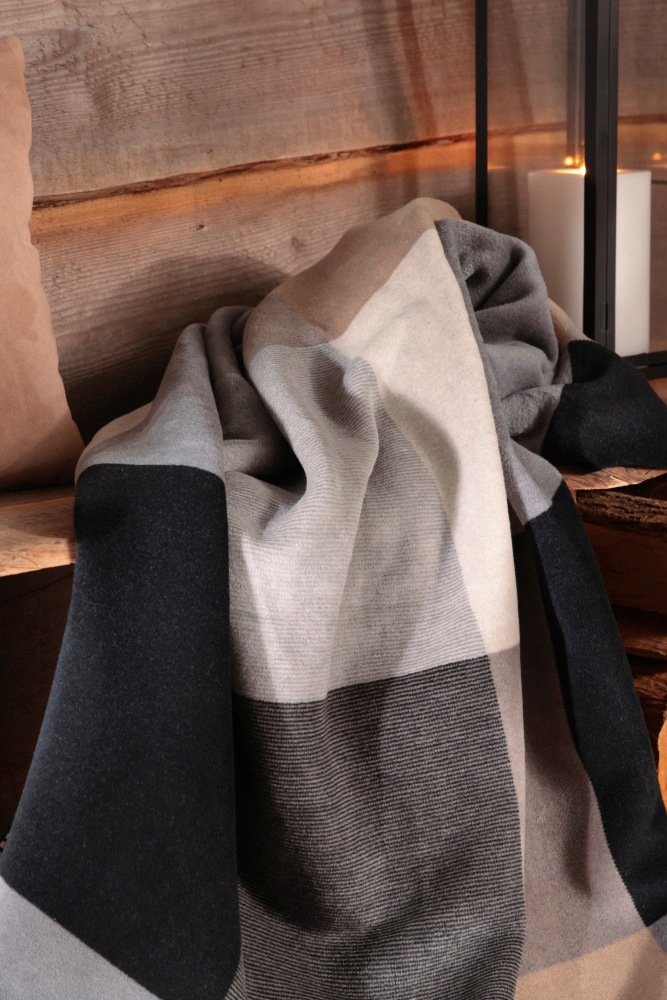 Biederlack Wohndecke "Alp Square" mit Zierstich günstig online kaufen