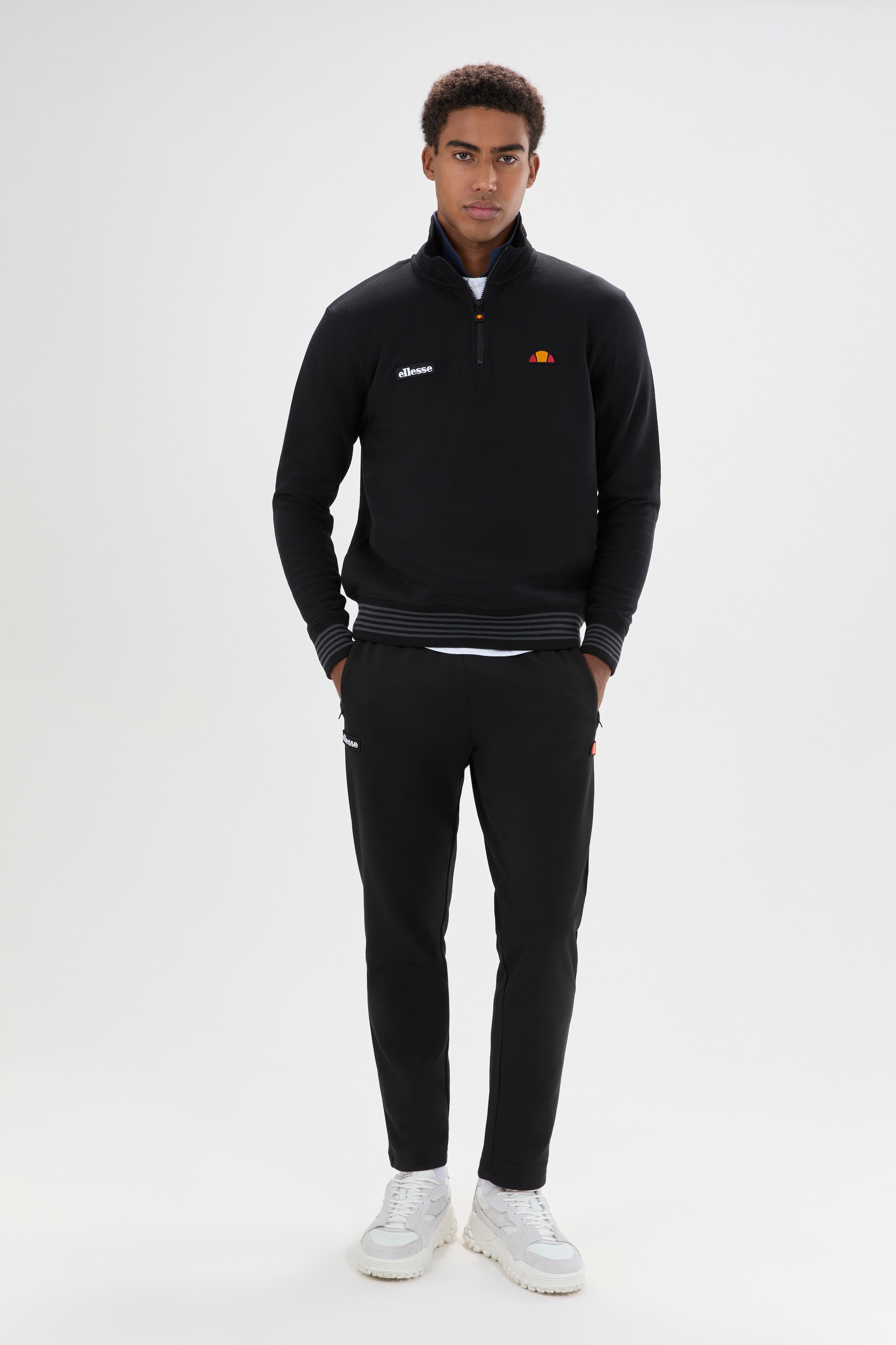 Ellesse Sweatshirt »VERAZO 1/4 ZIP TOP«, mit 1/4-Zip-Ausführung, aus angerauter Sweatware
