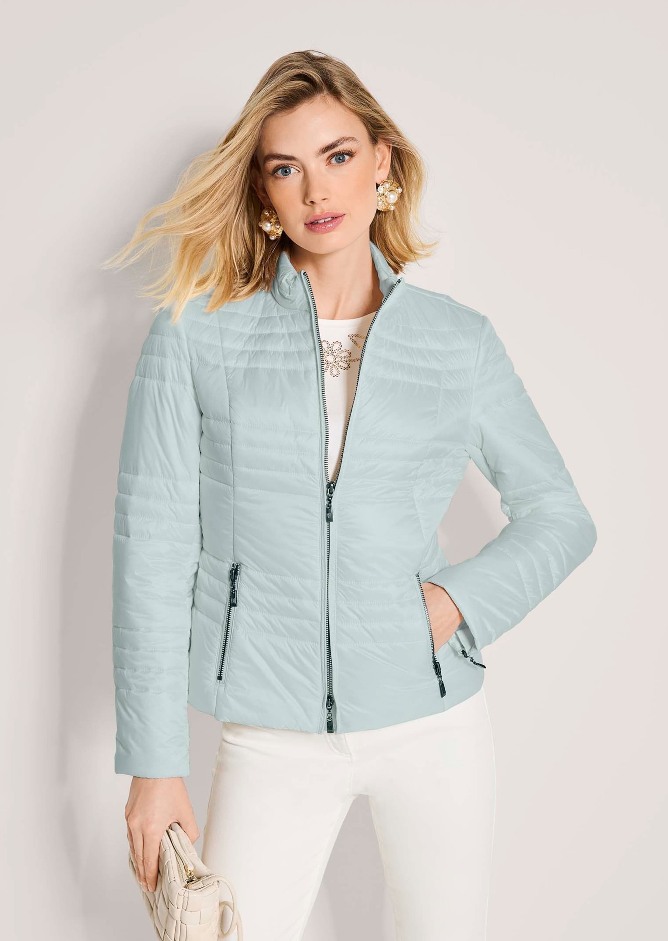 MADELEINE Steppjacke »Steppjacke Leichte Steppjacke mit Stehkragen«