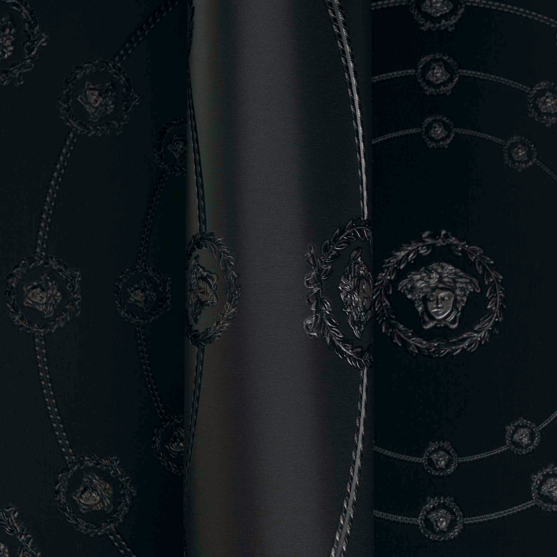 Versace Vliestapete »Versace 6 I Love Baroque –« 3D-Optik | Barock | Motiv geprägt Geometrisches Kreisdesign mit edlem Glanz & fein strukturierter Optik