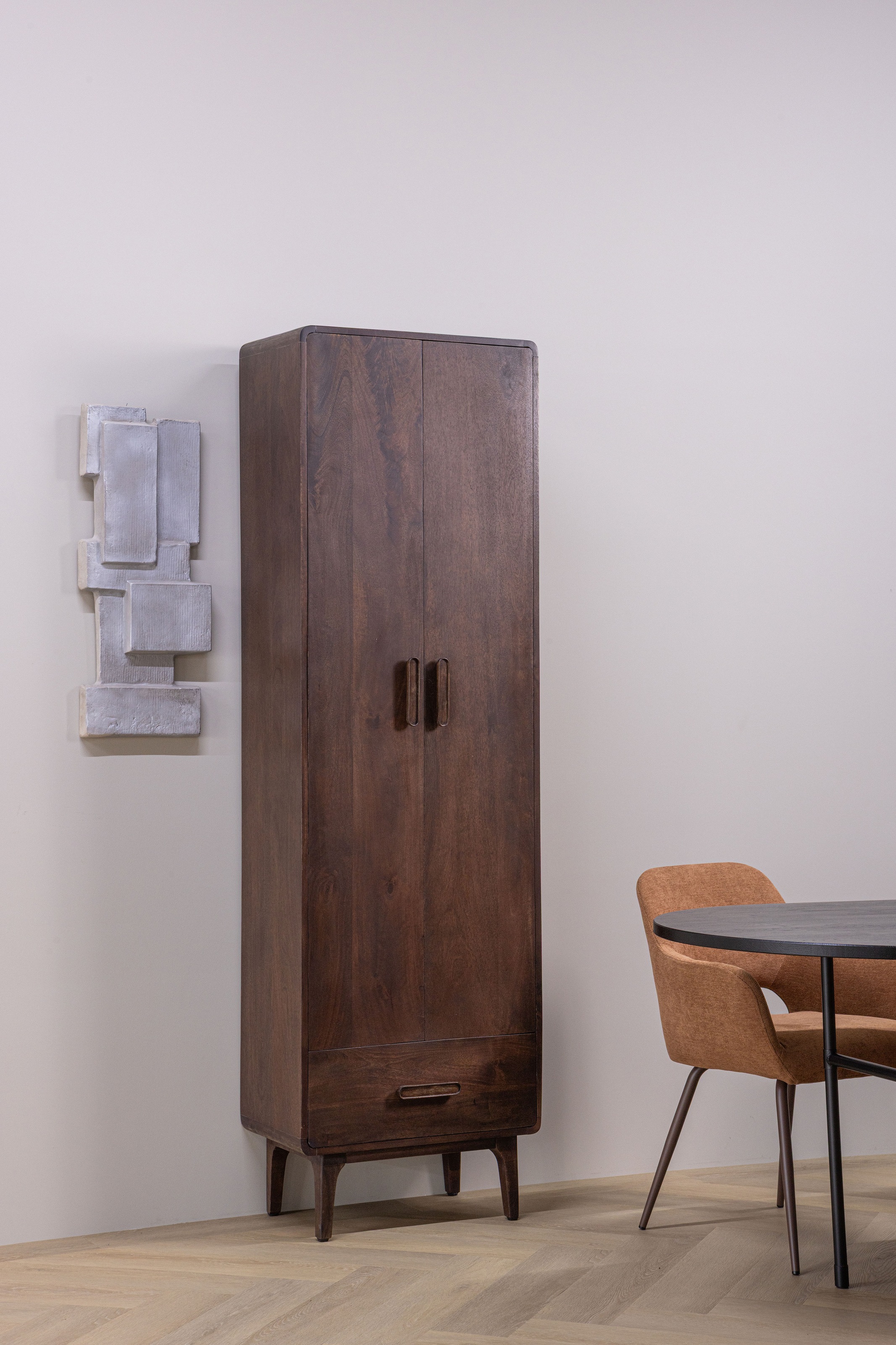 WOOOD Mehrzweckschrank »Liya Massivholz Mangoholz mit abgerundeten Ecken B 60x D 35x H 200 cm« Tragkraft 20 kg, einfach zu montieren, sichtbare Maserung