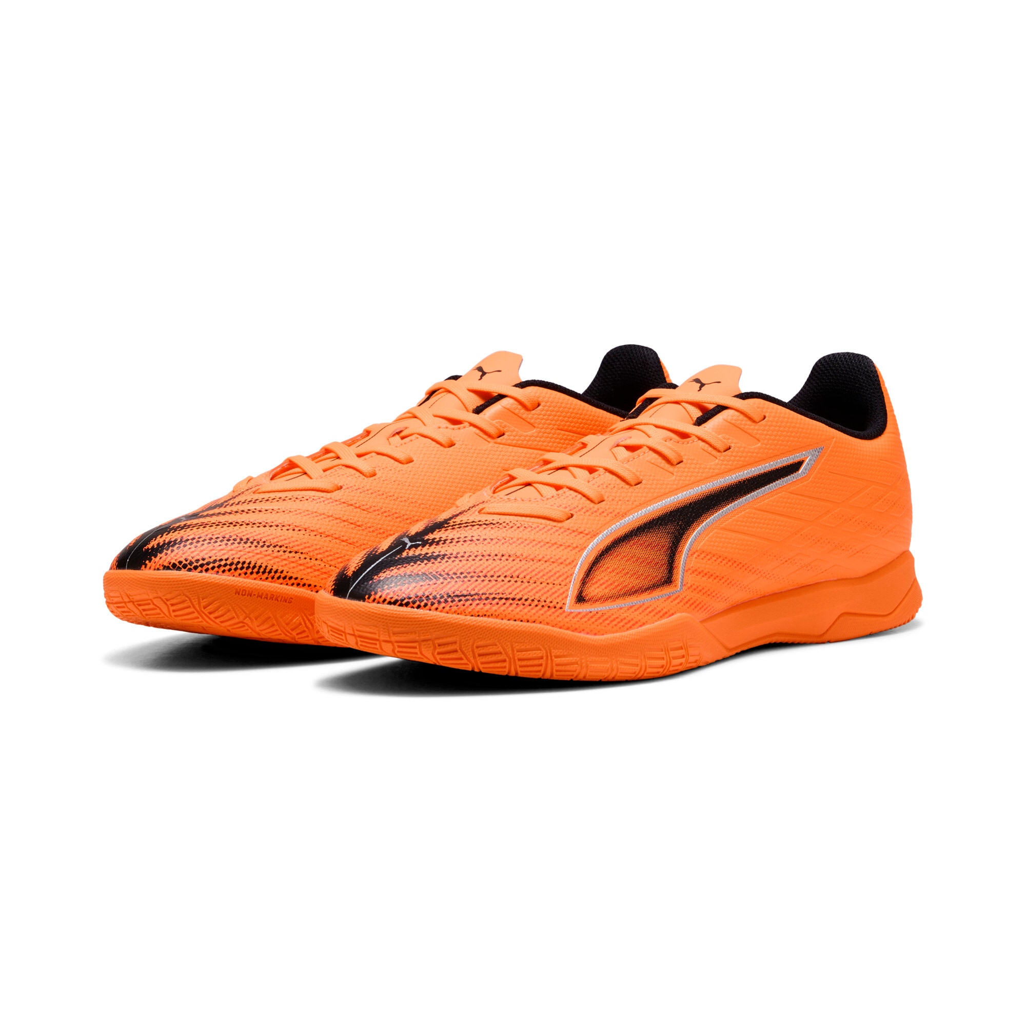 PUMA Fußballschuh "ULTRA 6 PLAY IT" für Halle und Straße, mit leichter Gummilaufsohle, Schnürverschluss
