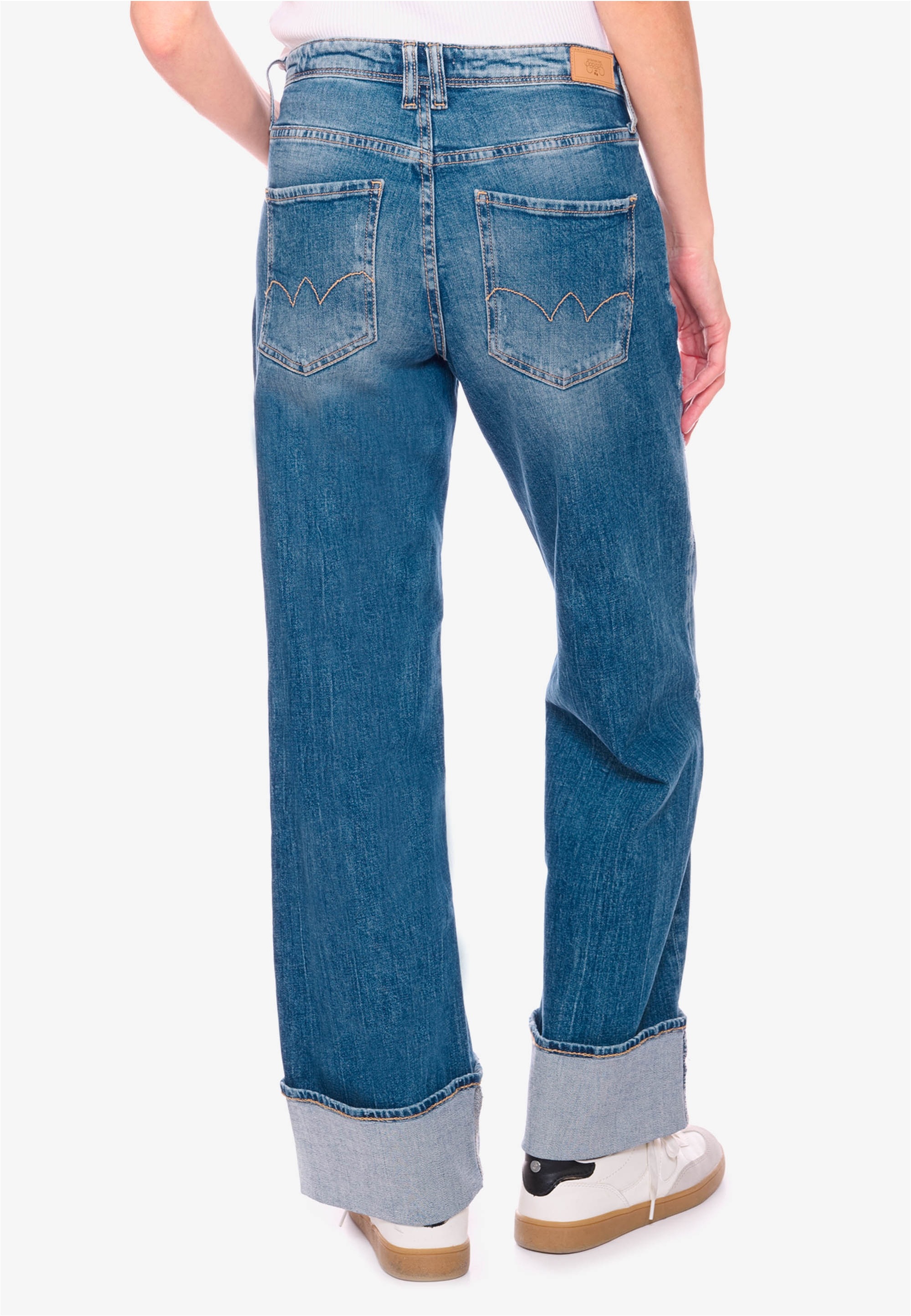 Le Temps Des Cerises Bequeme Jeans »400/28«, mit umgeschlagenem Beinsaum