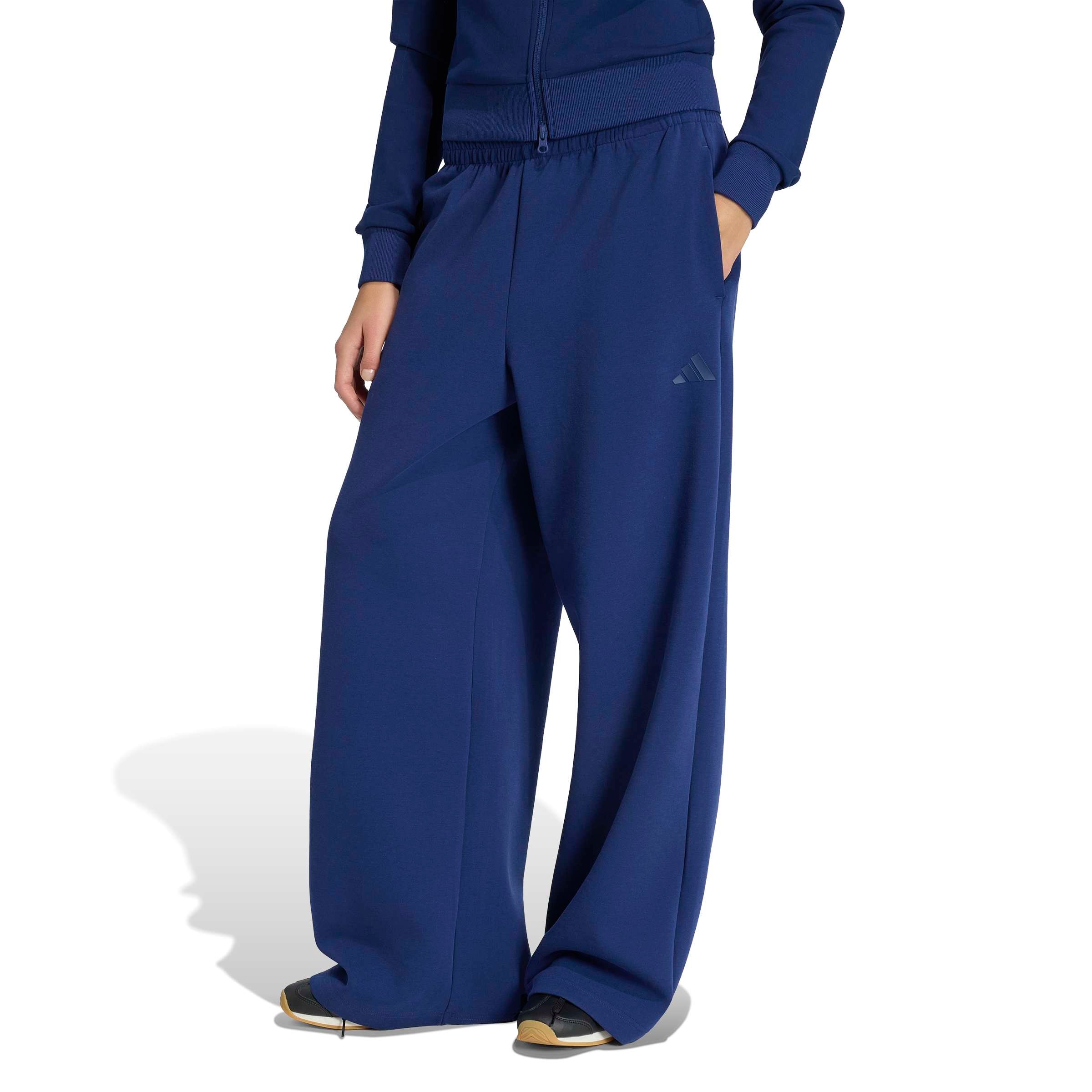 adidas Sportswear Sporthose »SOFT LUX, GERADES BEIN«  sportlicher Stil, für Sportmode