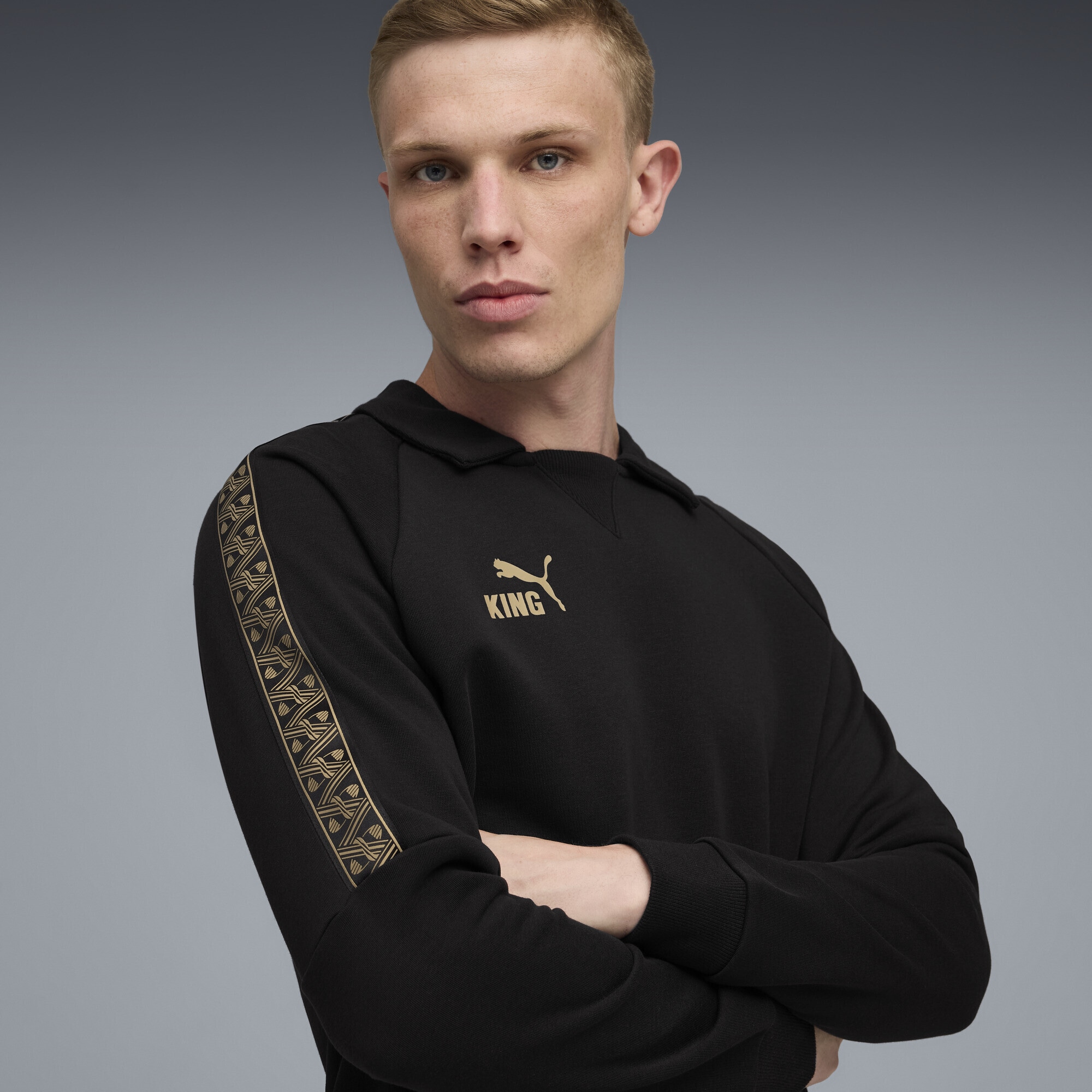 PUMA Sweatjacke »KING Drill Fußballoberteil Herren«