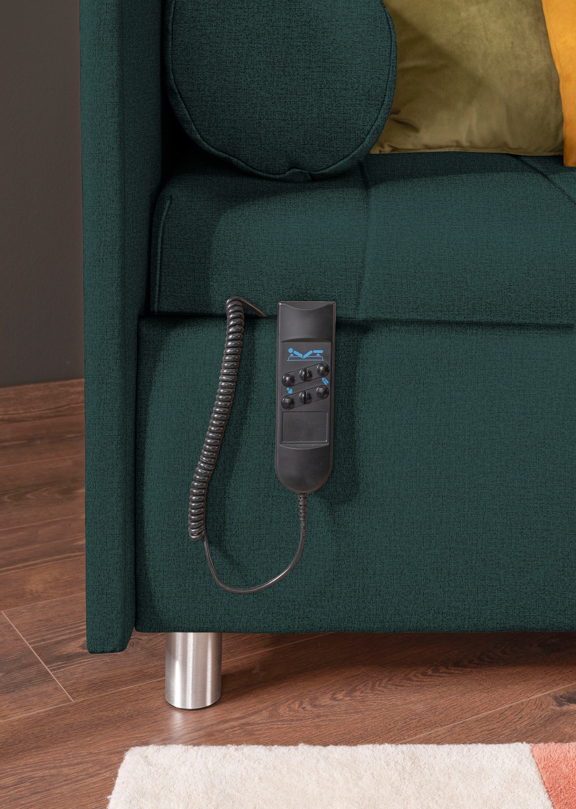 alina Schlafsofa »Kiana«, Liegefläche 90/200 cm oder 100/200 cm, Bettkasten, Zierkissen-Set