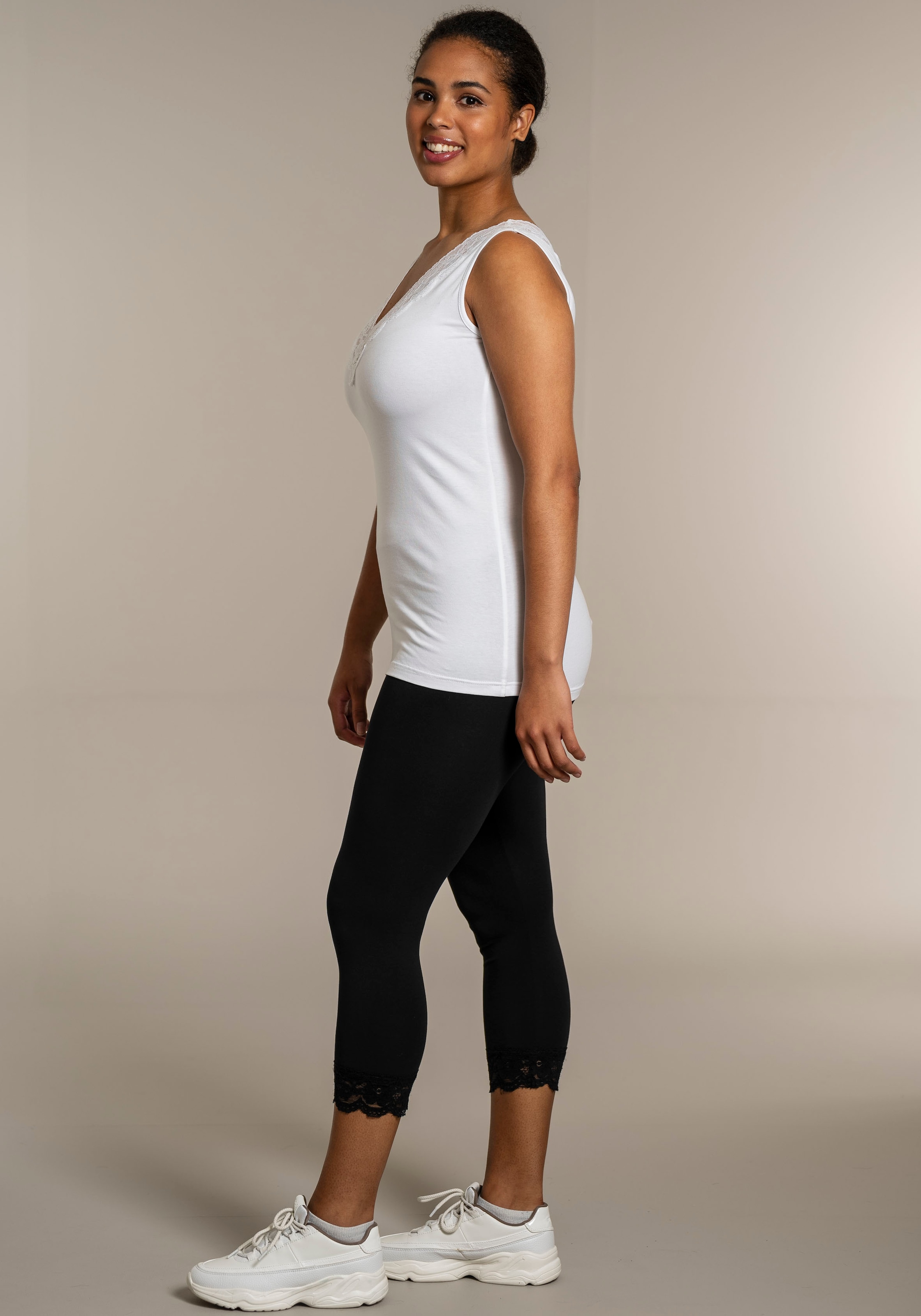 SANDGAARD 3/4-Leggings, mit Spitzeneinsatz am Saum