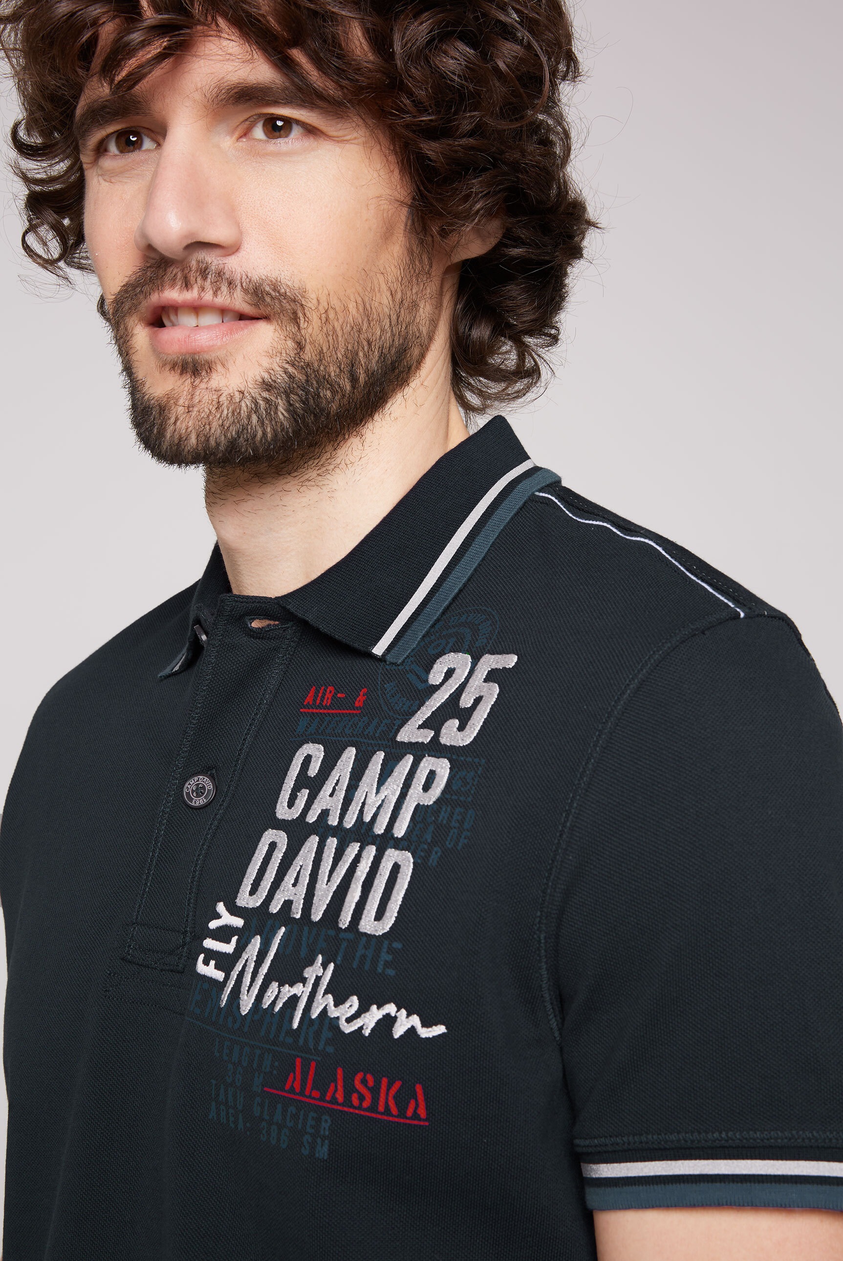 CAMP DAVID Poloshirt, mit längerer Rückenpartie