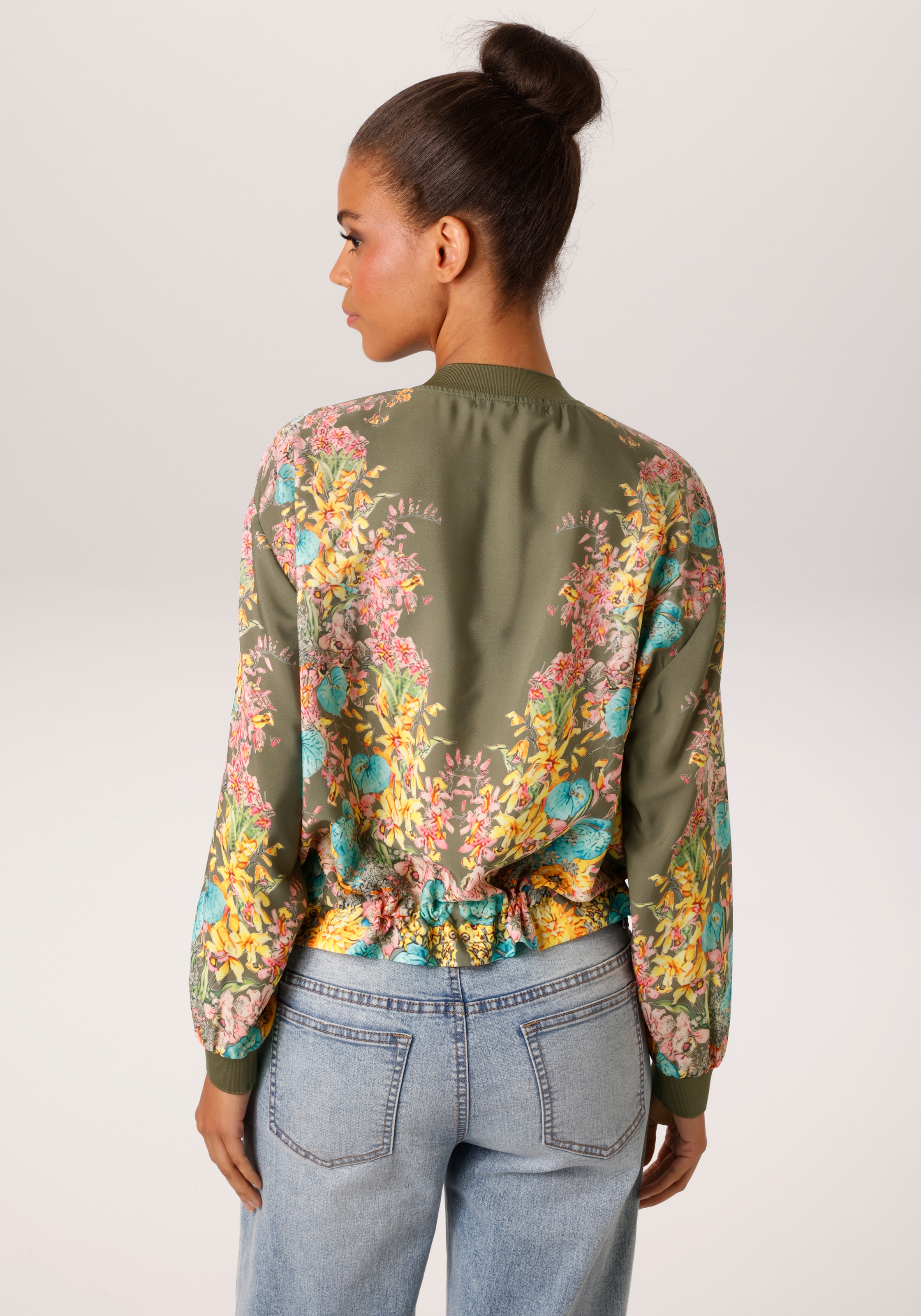 Aniston CASUAL Blouson mit farbenfrohen Blumendruck - NEUE KOLLEKTION günstig online kaufen