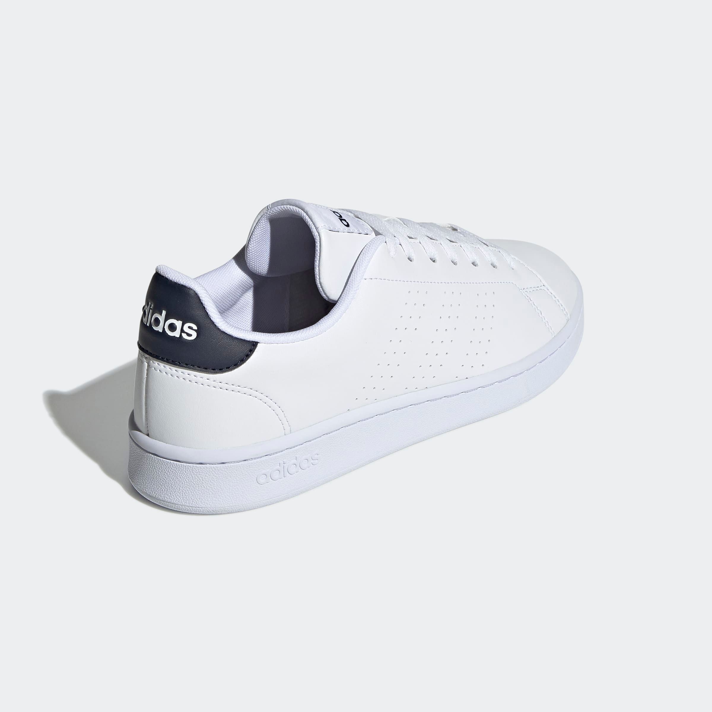 adidas Sportswear Sneaker »ADVANTAGE«, Design auf den Spuren des adidas Stan Smith