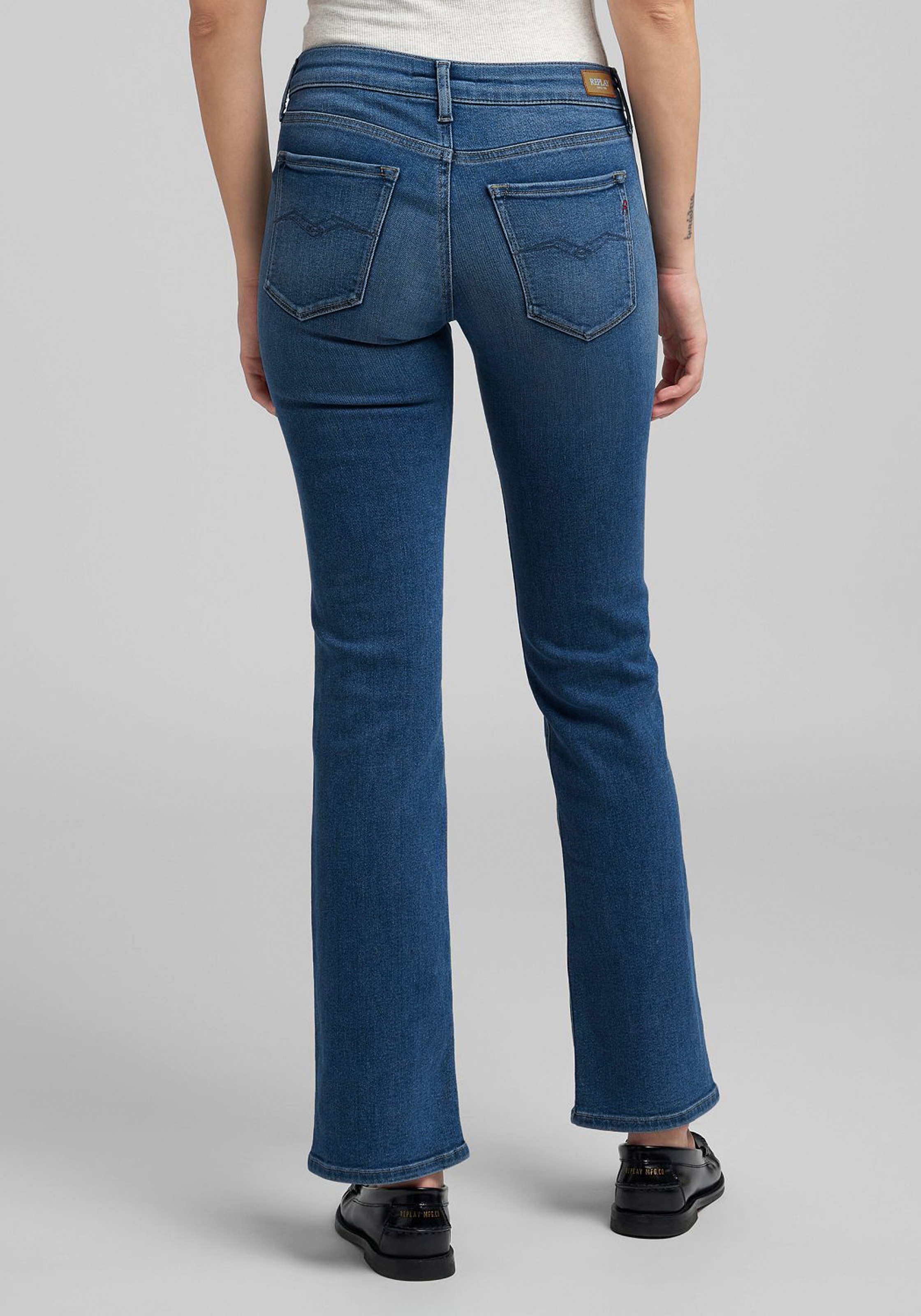 Replay Bootcut-Jeans "NEW LUZ" mit gesticktem R an der Gesäßtasche günstig online kaufen