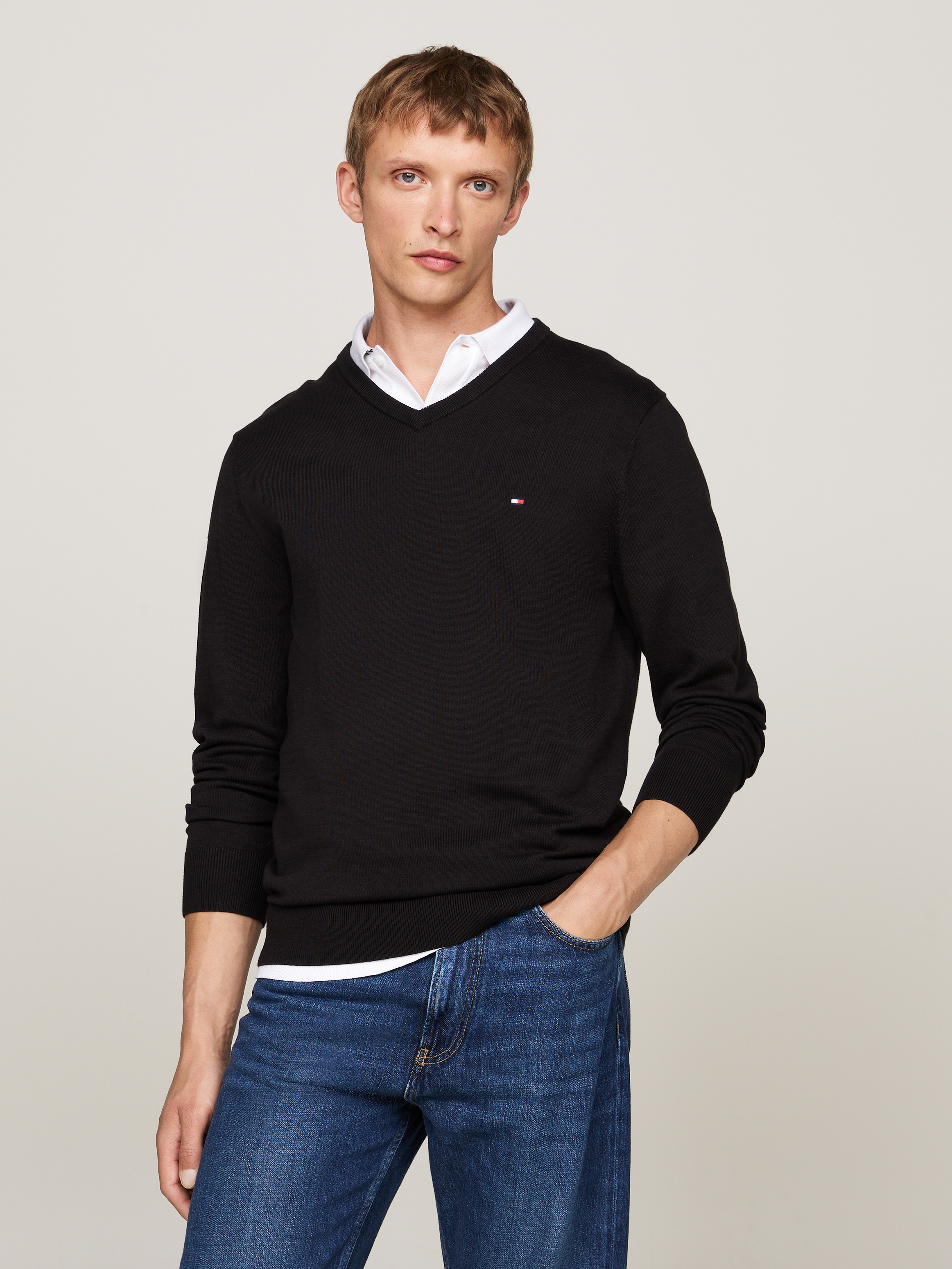 Tommy Hilfiger "ESSENTIAL COTTON V NECK mit V-Ausschnitt und Stickerei" uni günstig online kaufen