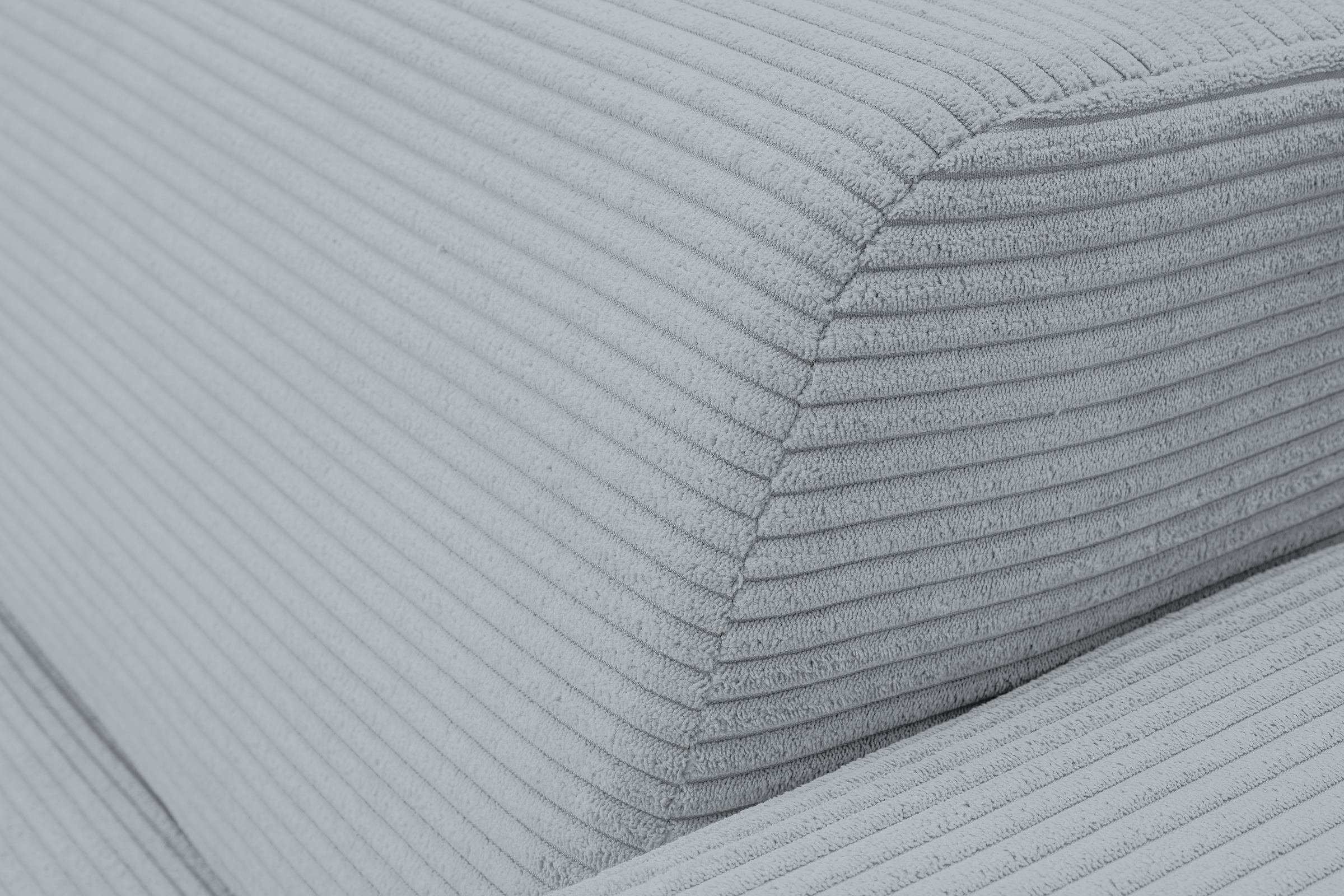 WERK2 Ecksofa »Zeus-XL, Mega-Sofa mit großer Sitztiefe, Stellmaße 311cm x 210cm«, Curvy Trend Garnitur mit urbaner Optik, bequem, Big-Sofa, L-Form