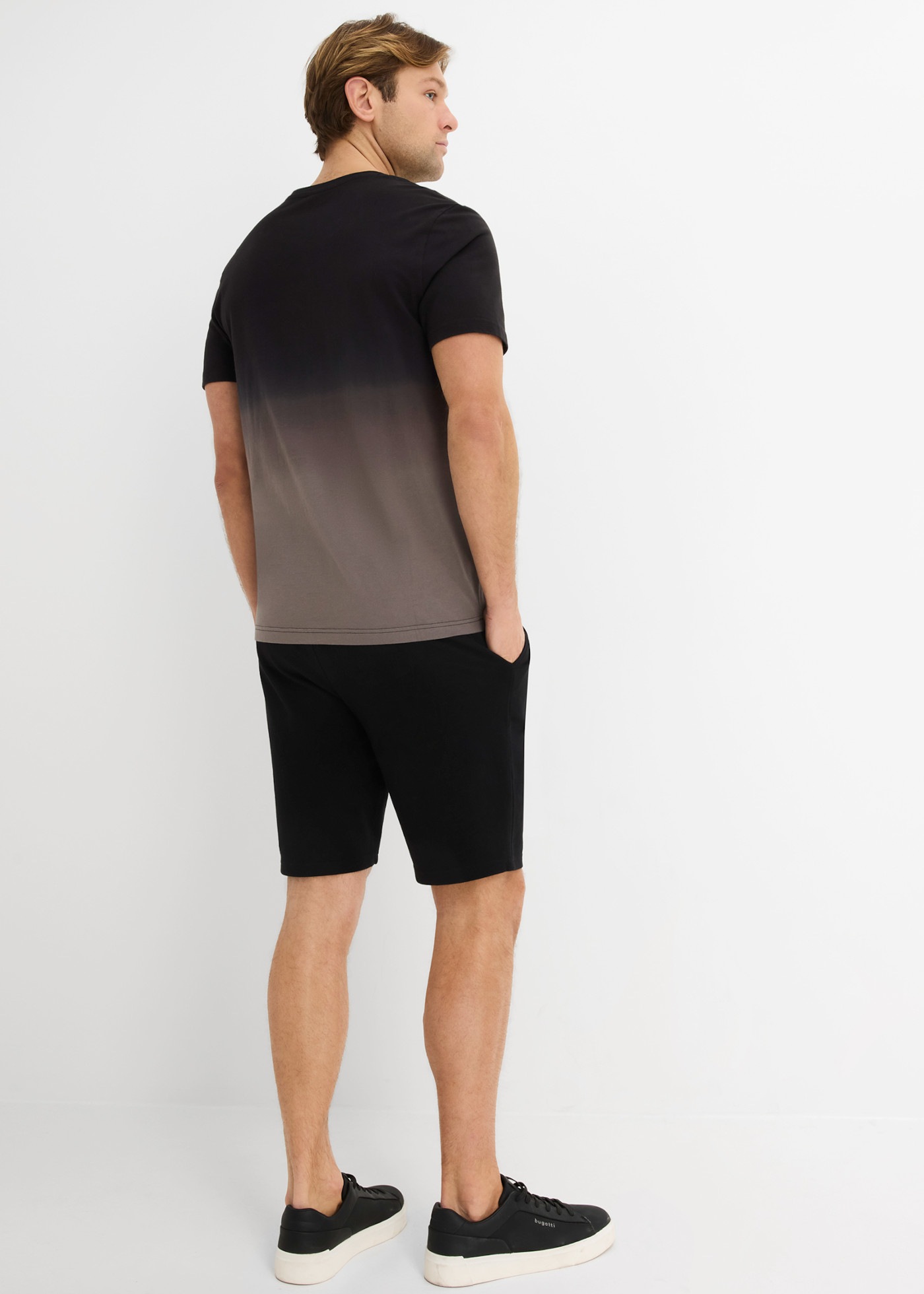 bonprix T-Shirt »T-Shirt und Sweat-Bermuda (2-tlg.Set) aus reiner Baumwolle« Set, 2er, 2 regular fit, Kurzarm, zweiteiliges Set mit Sweat-Bermuda