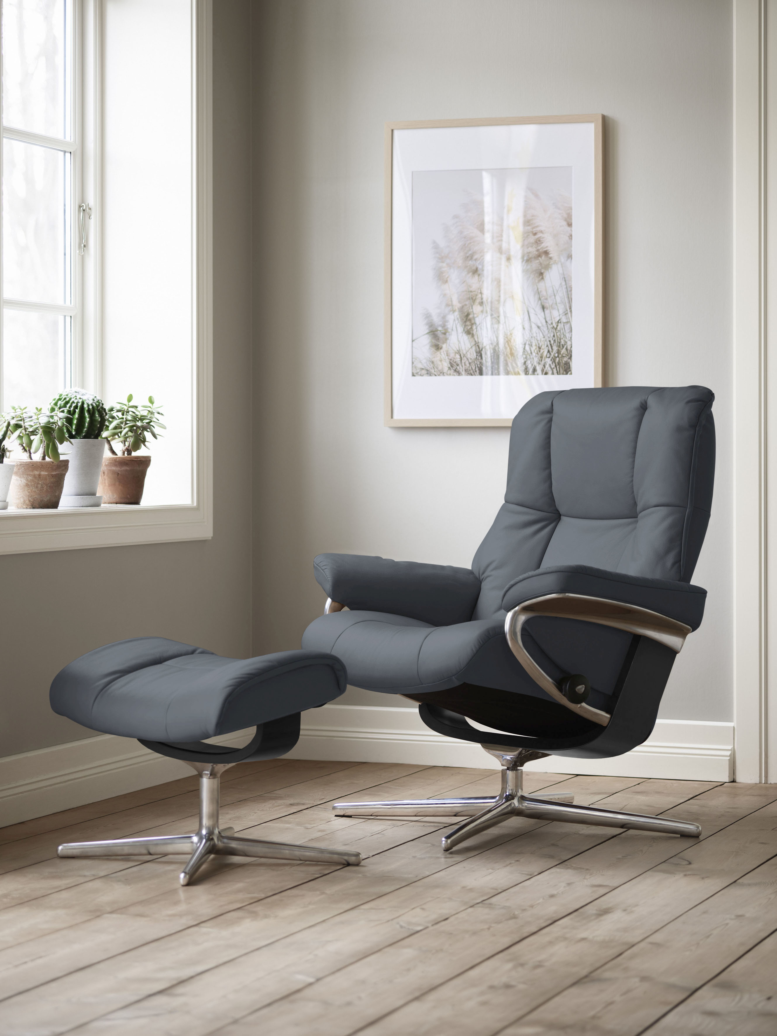 Stressless Relaxsessel "Mayfair" mit Cross Base, Größe S, M & L, Holzakzent Schwarz