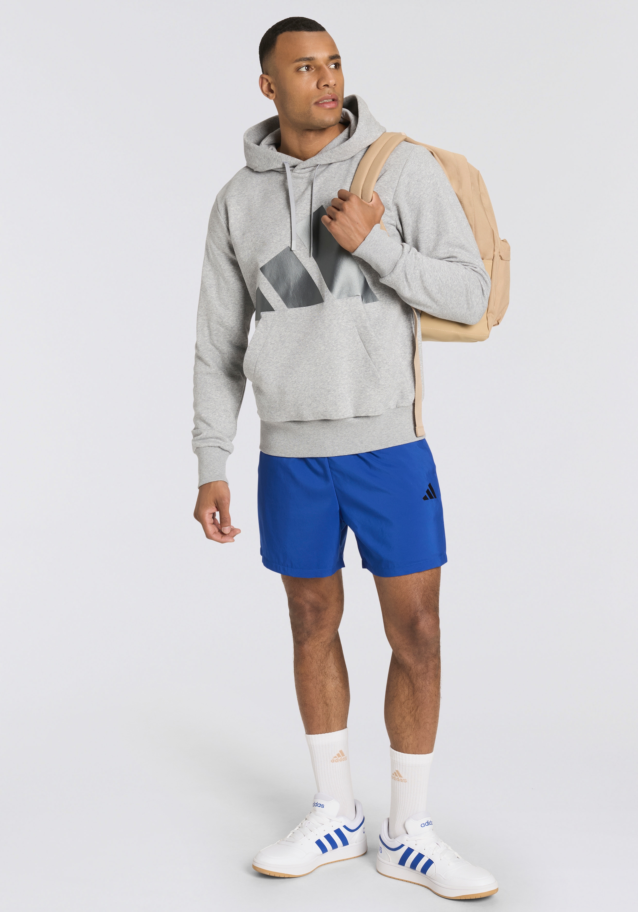 adidas Sportswear Kapuzensweatshirt »M ESS HLD HD«, mit großem BOS Branding, festliches Design, mit Rundhalsausschnitt
