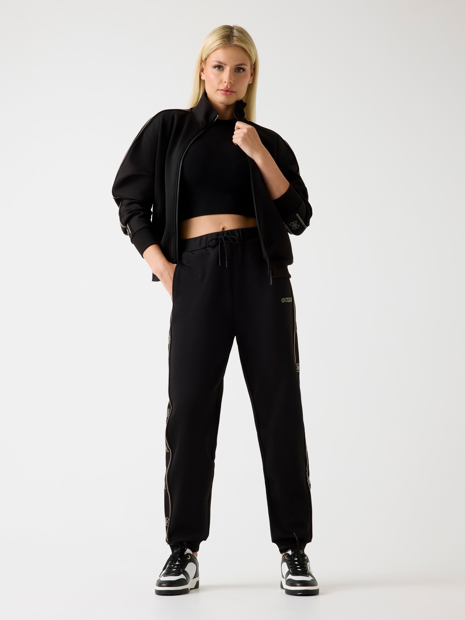 Guess Sweatjacke »OCTAVIA HIGH NECK FULL-ZIP« mit Strass-Steinen, Stehkragen