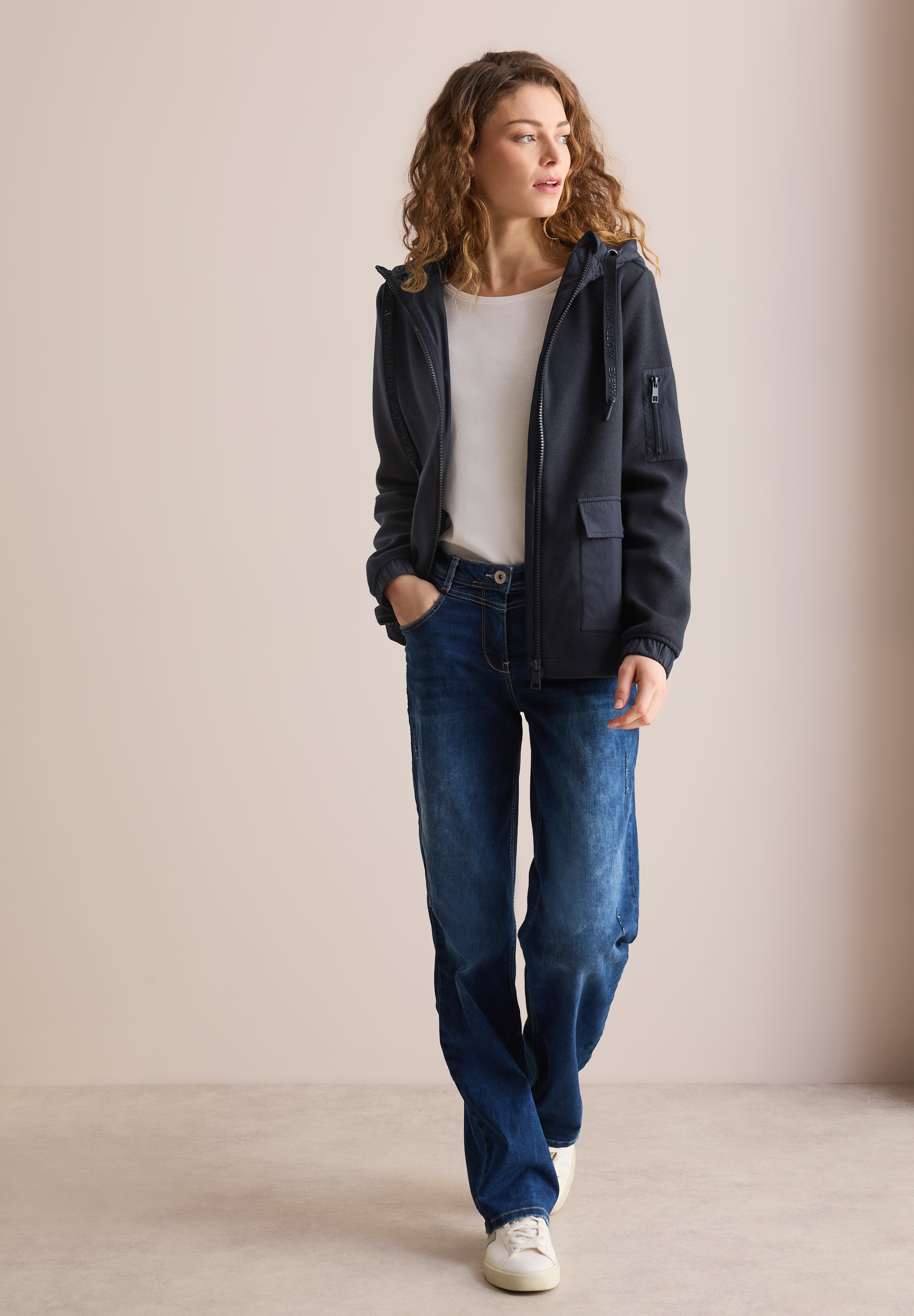 Cecil Fellimitatjacke, mit Kapuze, super weich