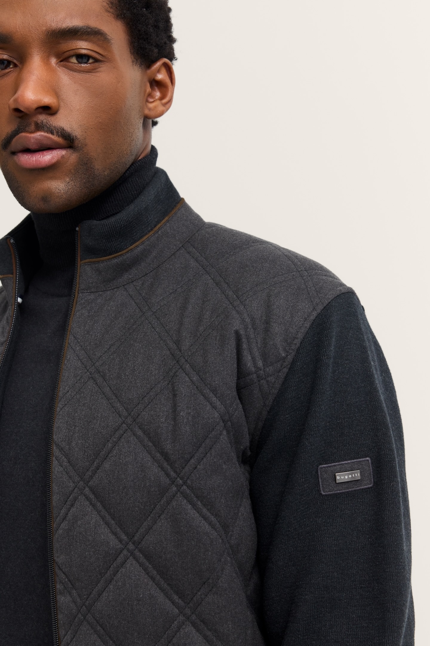 bugatti Sweatjacke »Regular Fit«, mit Rautensteppung und Stehkragen