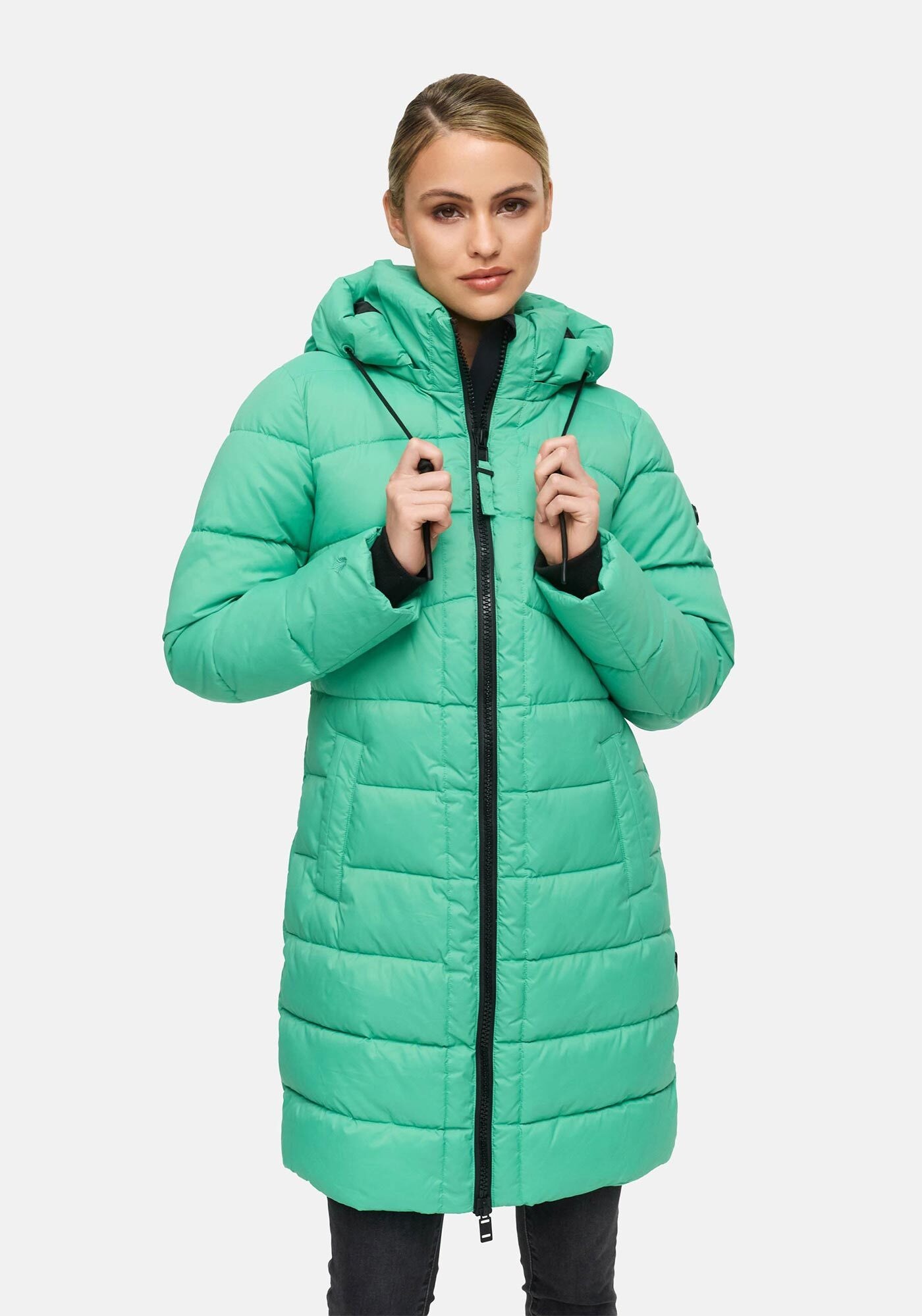 Marikoo Winterjacke "Kaltnäschen" mit abnehmbarer Kapuze und hochschließendem Kragen