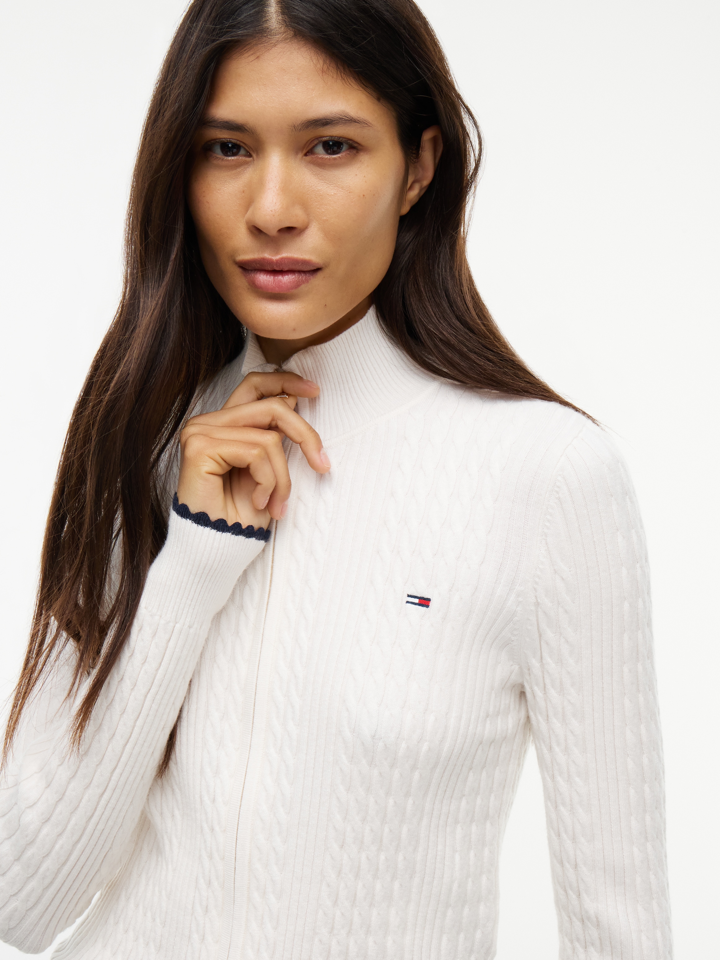 Tommy Jeans Strickjacke »TJW MICRO CABLE ZIPTHRU SWTR EXT« mit Zopfmuster und Stehkragen