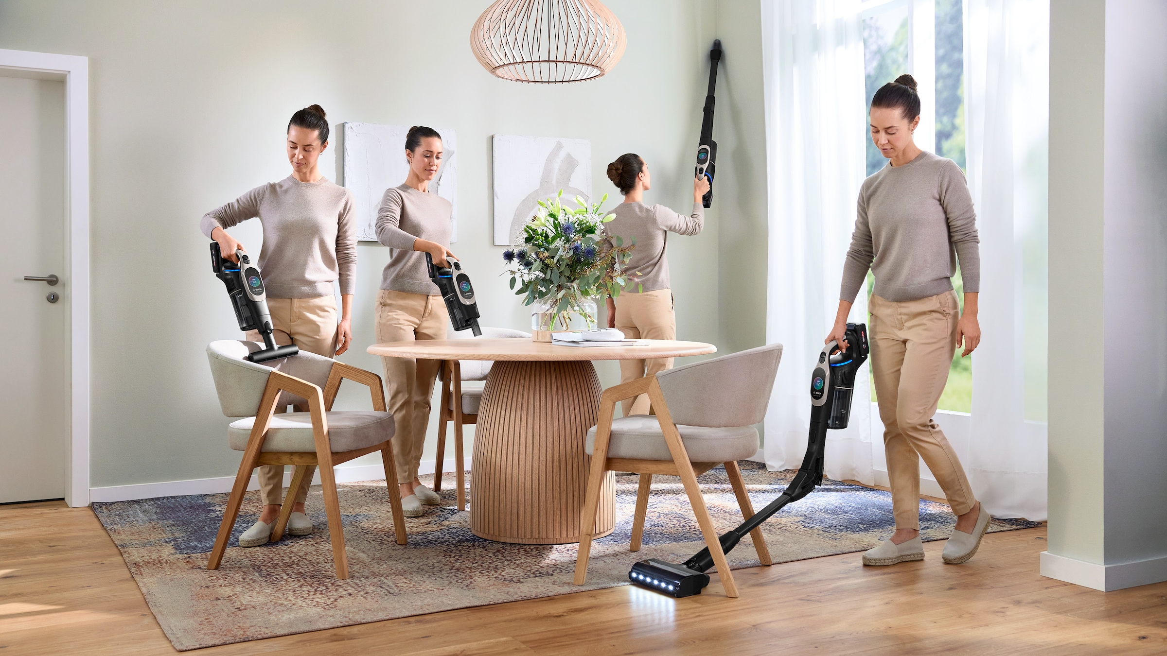 BOSCH Akku-Stielstaubsauger »Unlimited 10 BTS1042GQC, MicroClean™ Technology, 10 J. Motorgarantie«, Display, Knickrohr, HEPA-Filtersystem, Schnellladegerät, 2 Akkus, grau