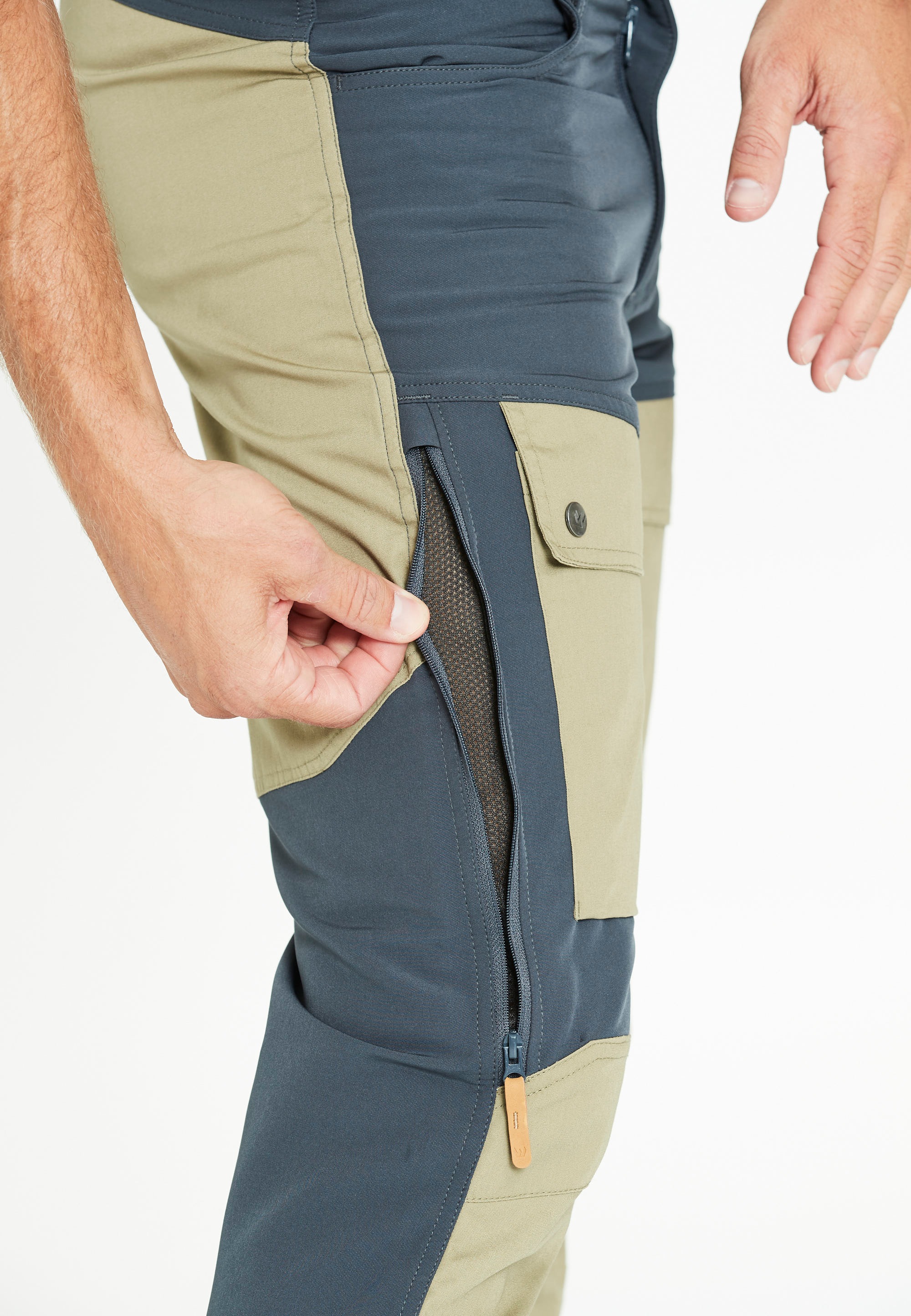 WHISTLER Softshellhose »BEINA M«, aus atmungsaktivem Material
