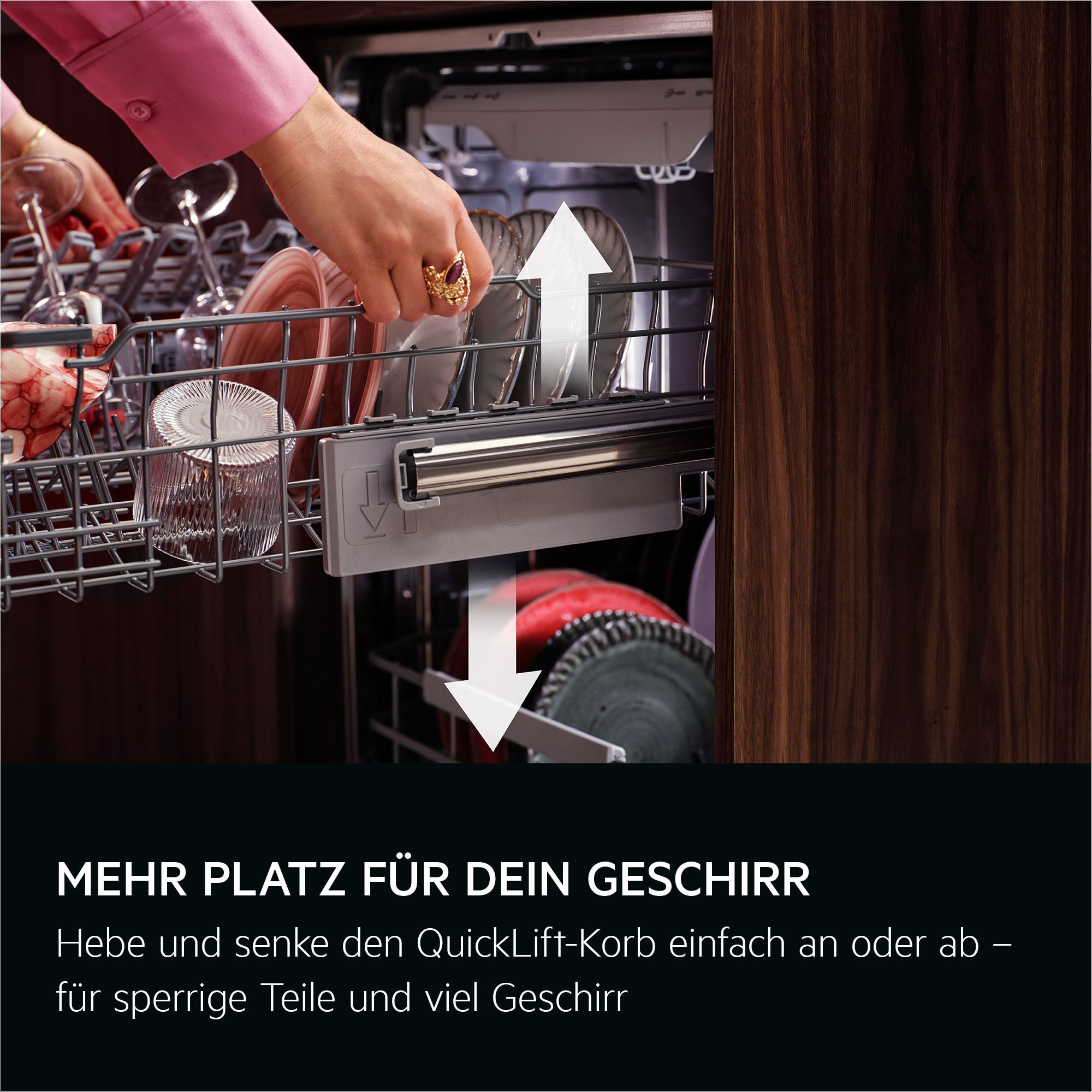AEG vollintegrierbarer Geschirrspüler 9000 XXL »GI9700X4PC« Leise Spülmaschine 36dB ComfortLift: Be- & Entladen ohne Bücken