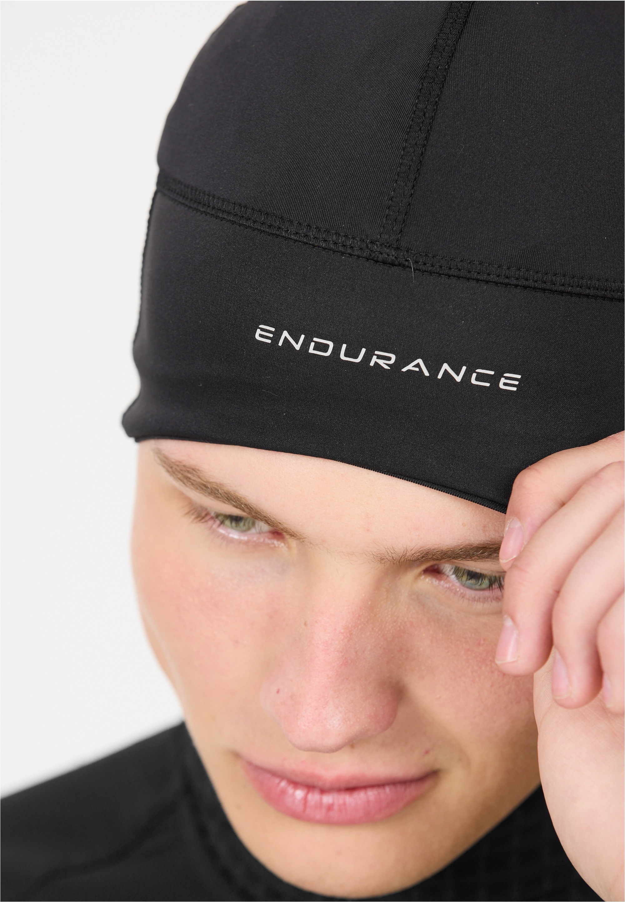 ENDURANCE Beanie »Sindre« mit windabweisender Front