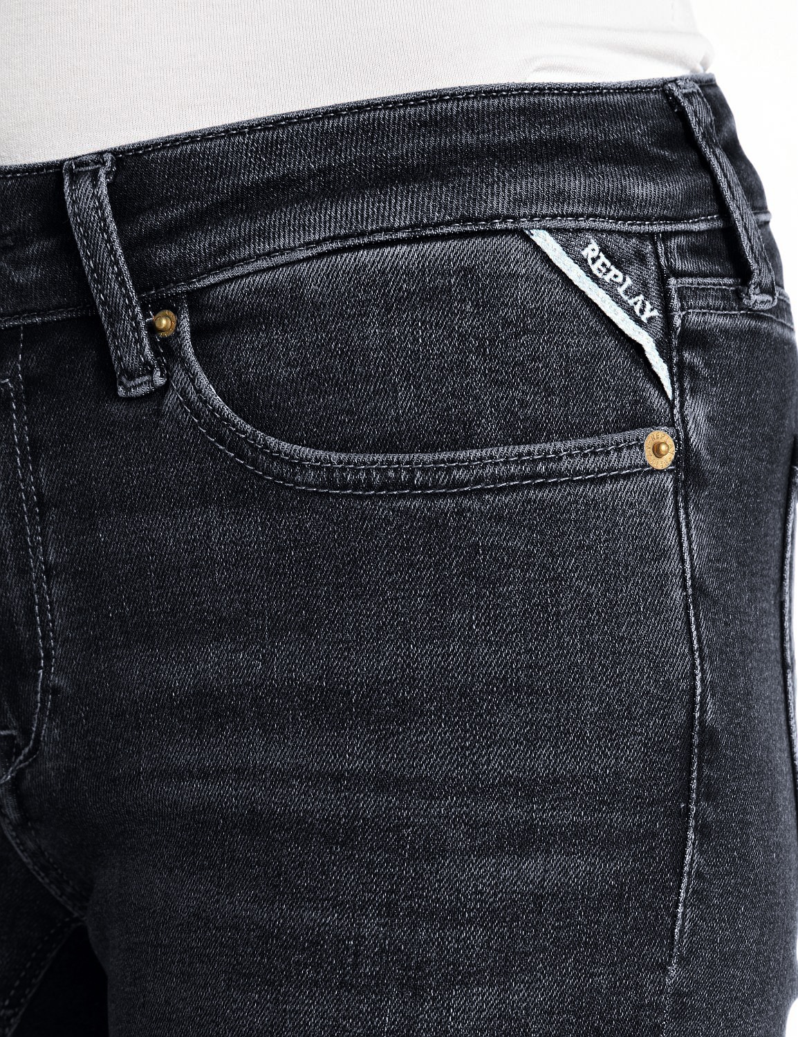 Replay Bootcut-Jeans »NEW LUZ« mit gesticktem R an der Gesäßtasche