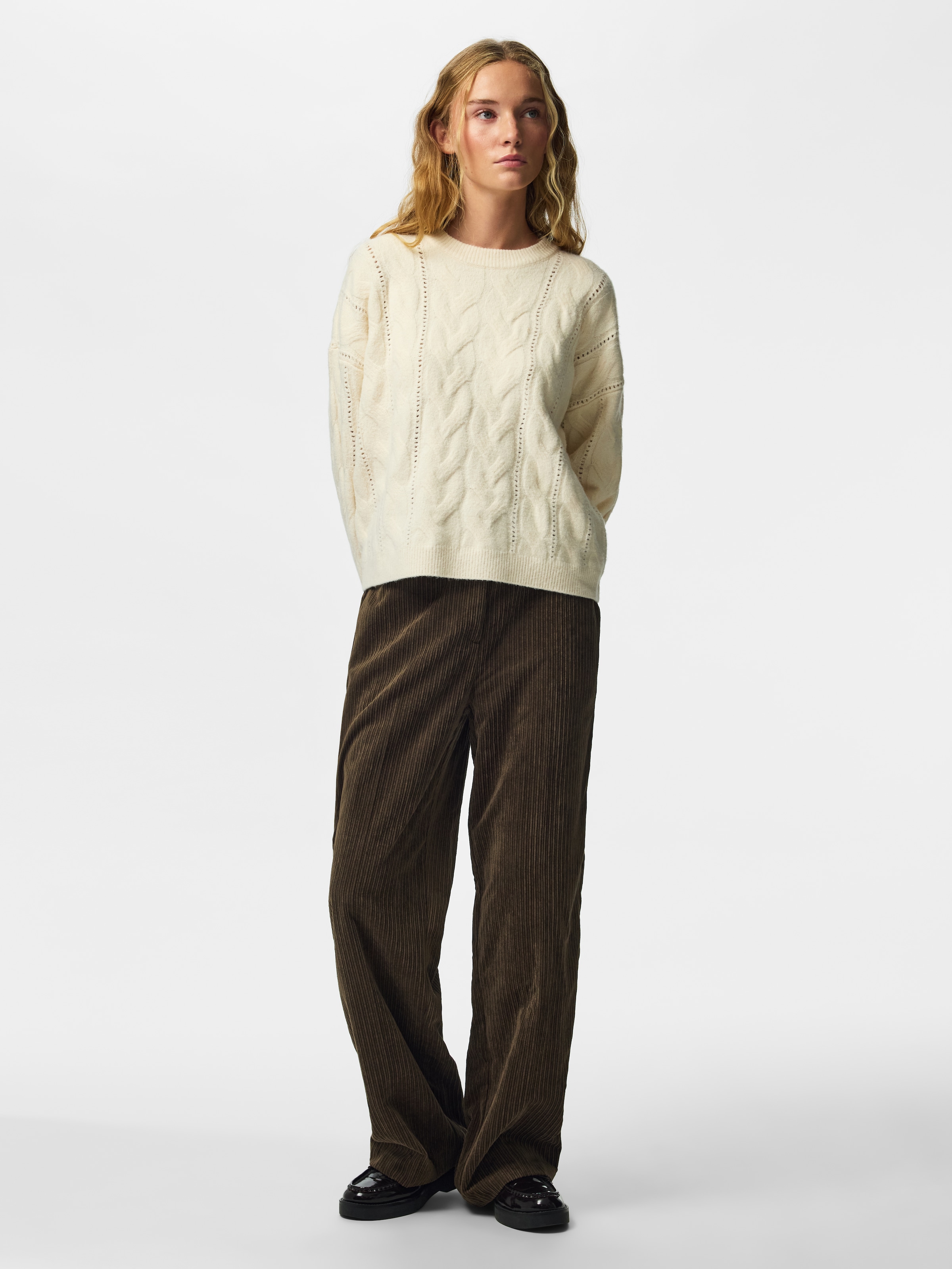 pieces Strickpullover »PCKATHY LS O-NECK CABLE KNIT NOOS BC« Materialmix, Zopfstrickmuster
