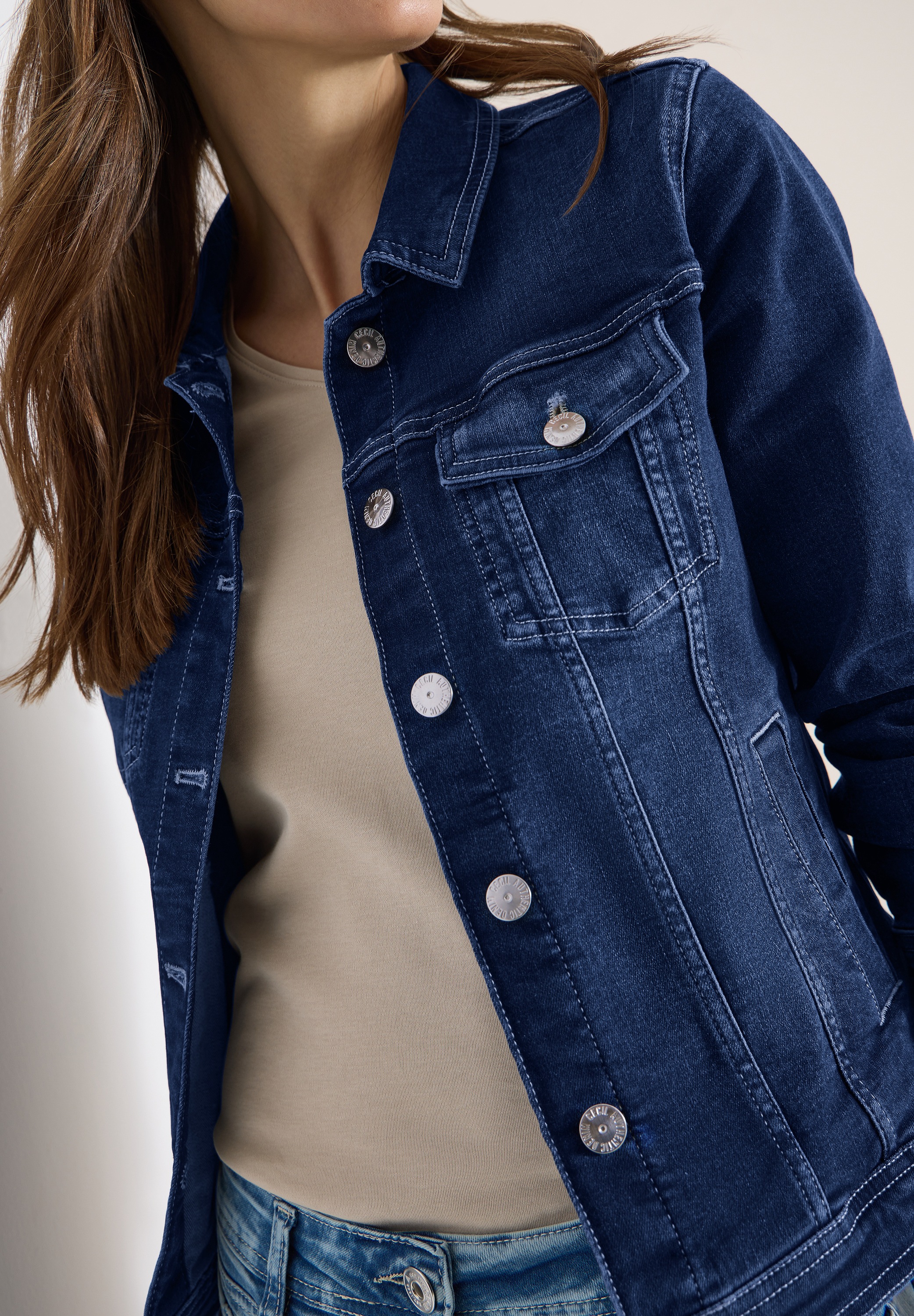 Thumbnail - Cecil Jeansjacke ohne Kapuze mit Brusttaschen und Knöpfen