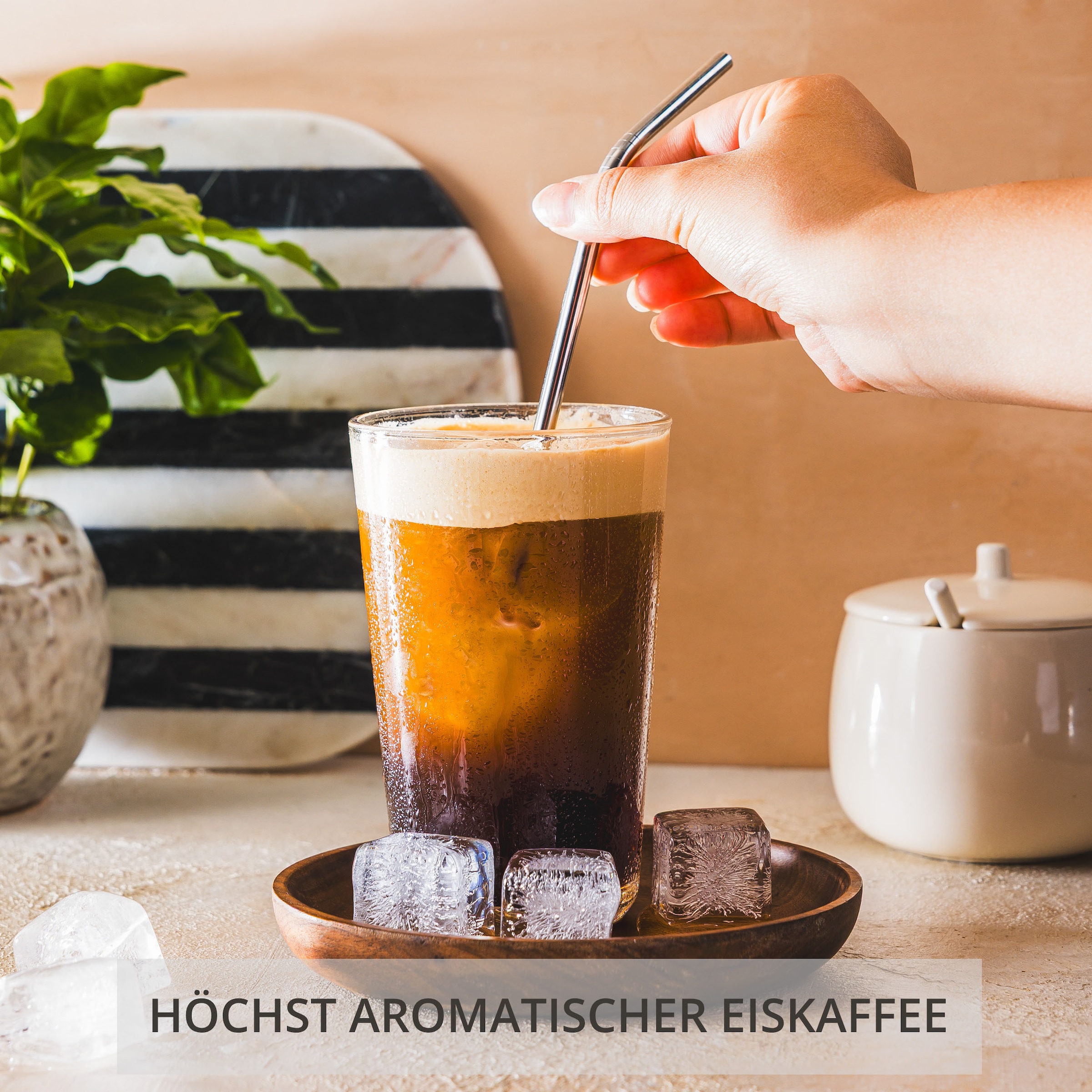 Krups Kaffeevollautomat »EA879E Intuition Experience Hot&Cold« 30 automatische Getränke, Touchscreen, Cold Brew, Milchsystem