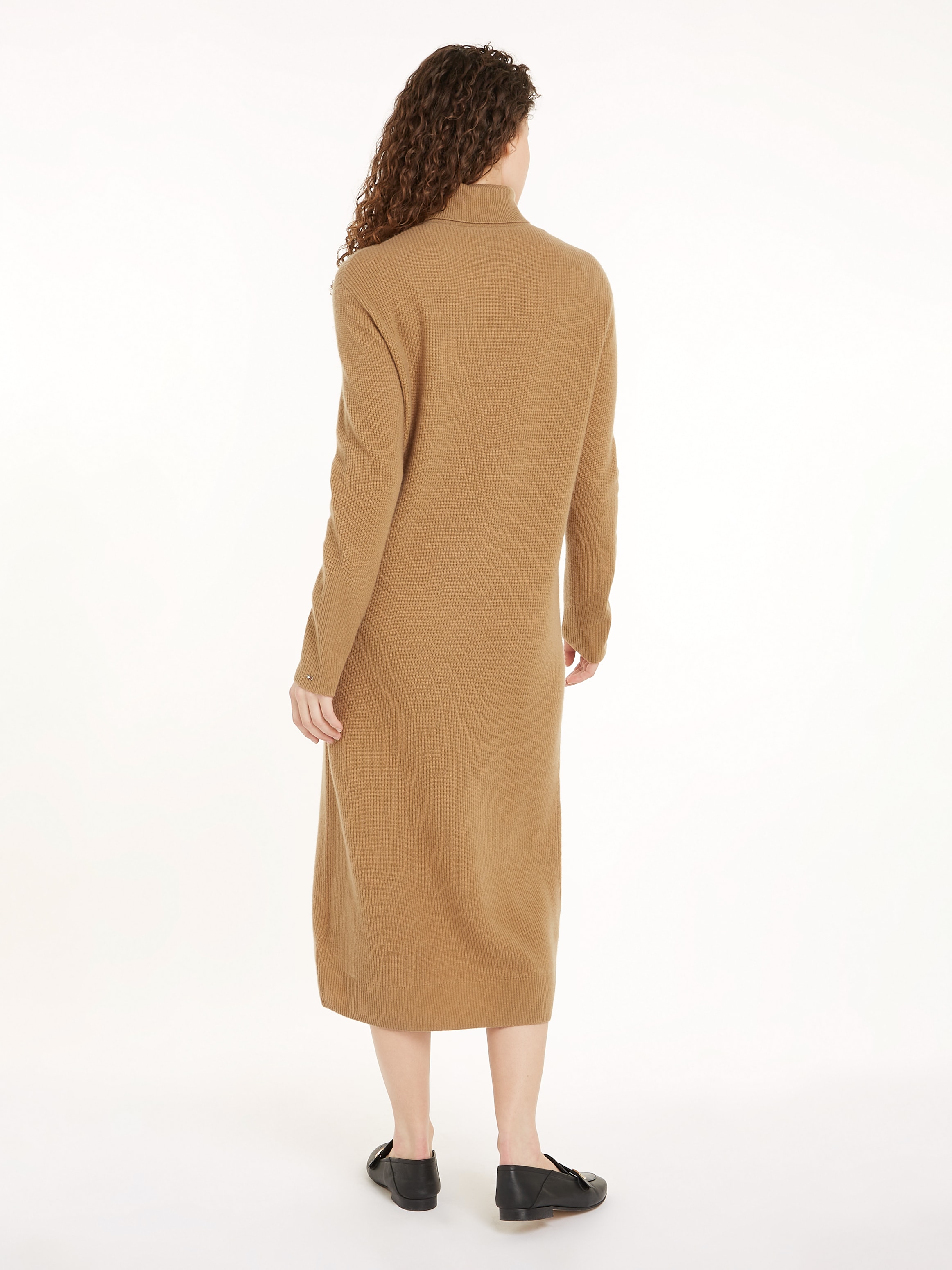 Tommy Hilfiger Strickkleid »WOOL CASH ROLL-NK LONG DRESS« mit Logostickerei, in Rippoptik