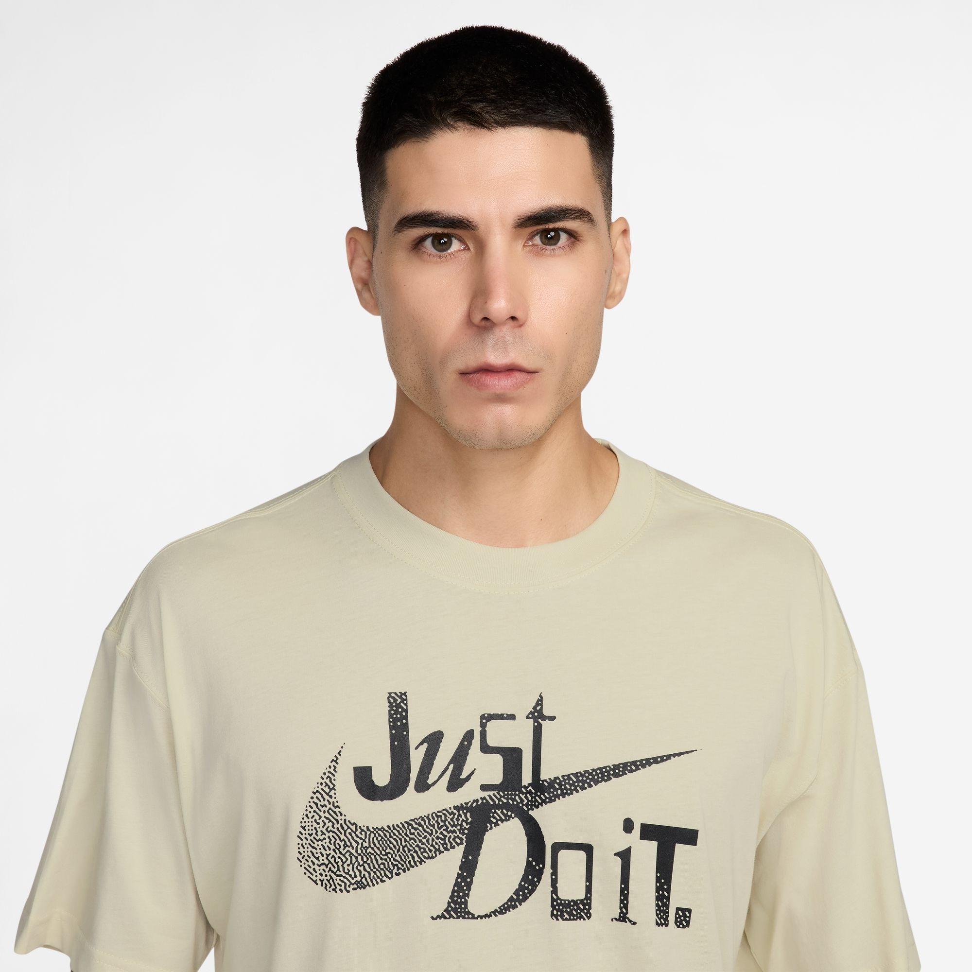 Nike T-Shirt »U NSW TEE LSE JDI« sportlicher Stil, für Alltag und verschiedene Aktivitäten
