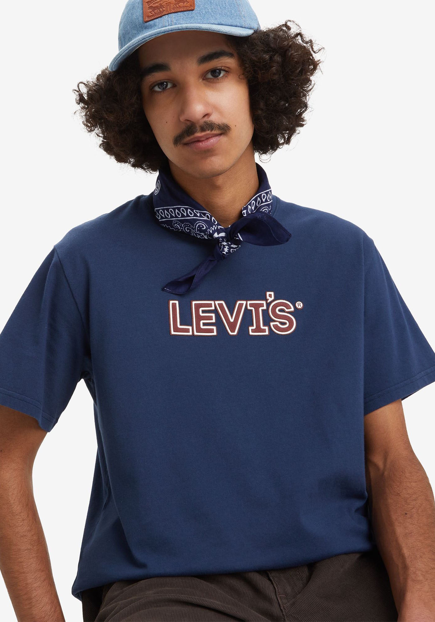 Levi's® Print-Shirt »RELAXED FIT TEE«, mit Levi's®-Schriftzug