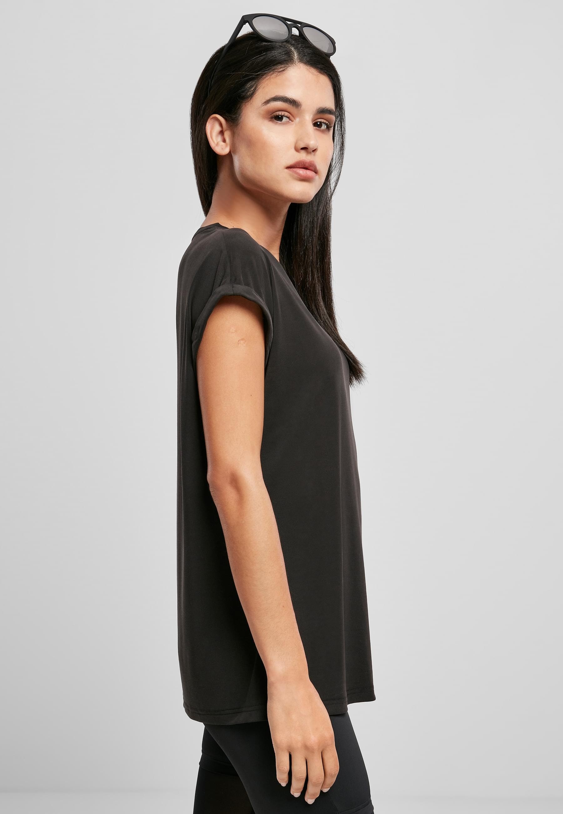 URBAN CLASSICS Kurzarmshirt »Urban Classics Damen Ladies Modal Extended Shoulder Tee«, (1 tlg.)