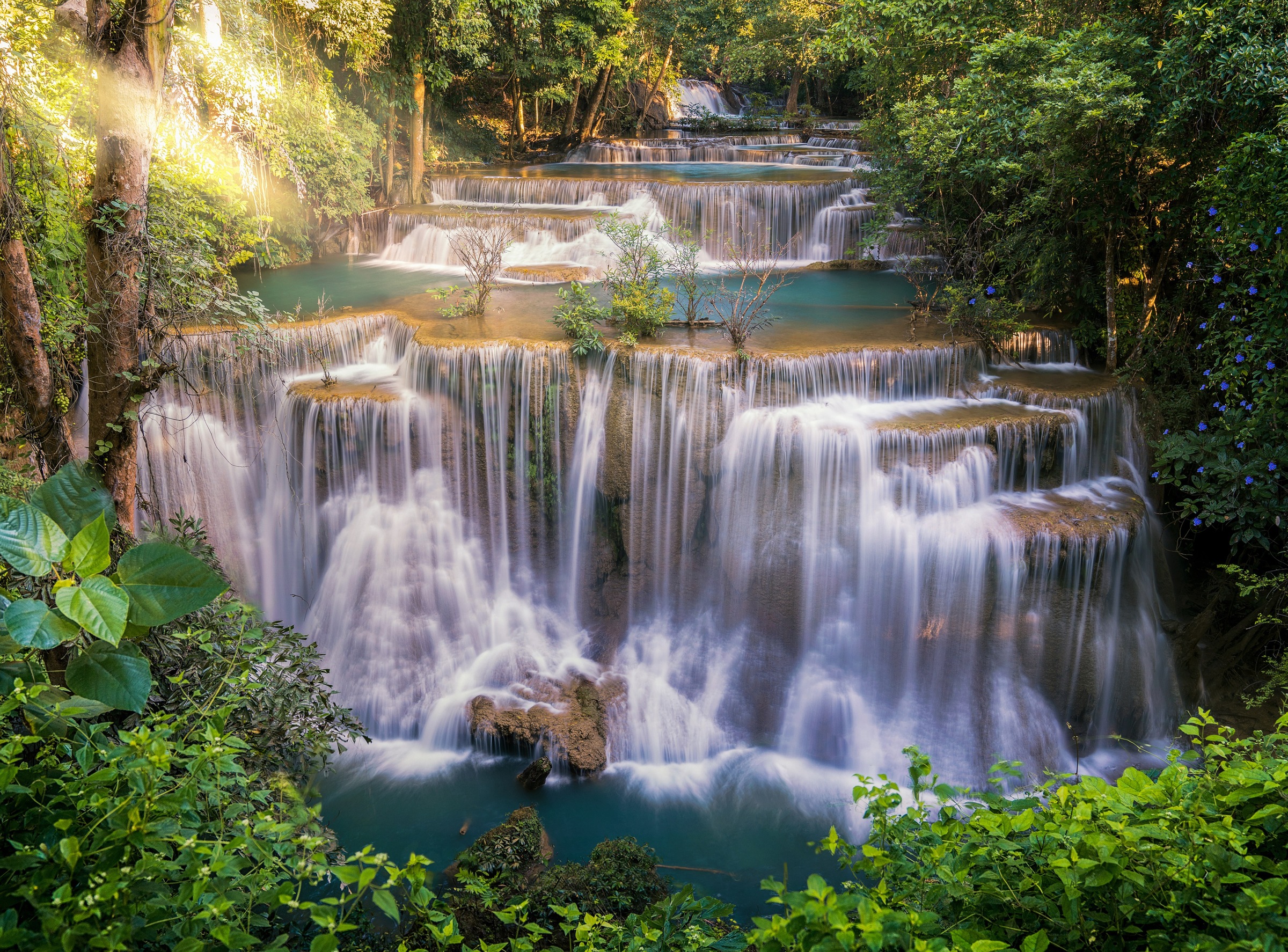 Papermoon Fototapete »Huay Mae Khamin Waterfall«