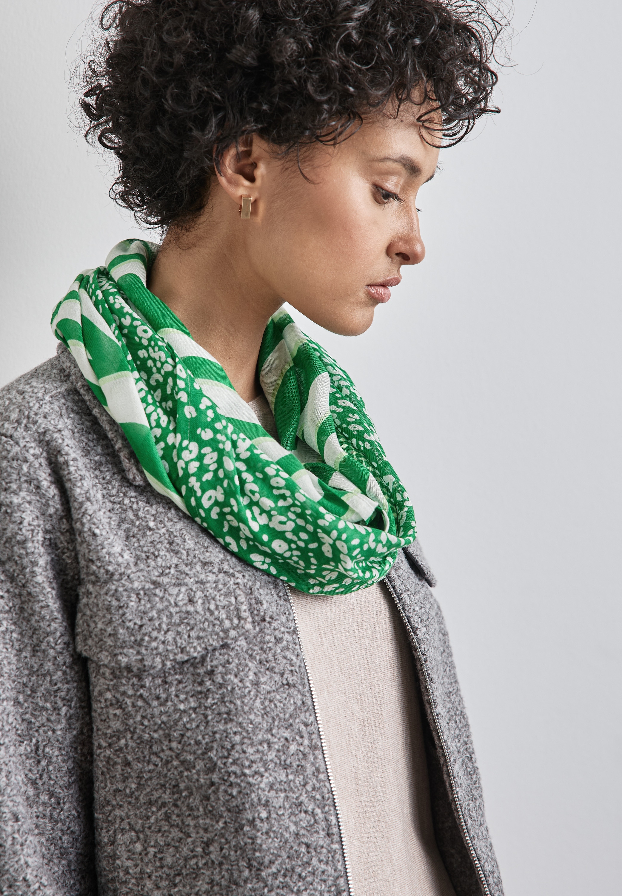 STREET ONE Loop su grafinis Muster